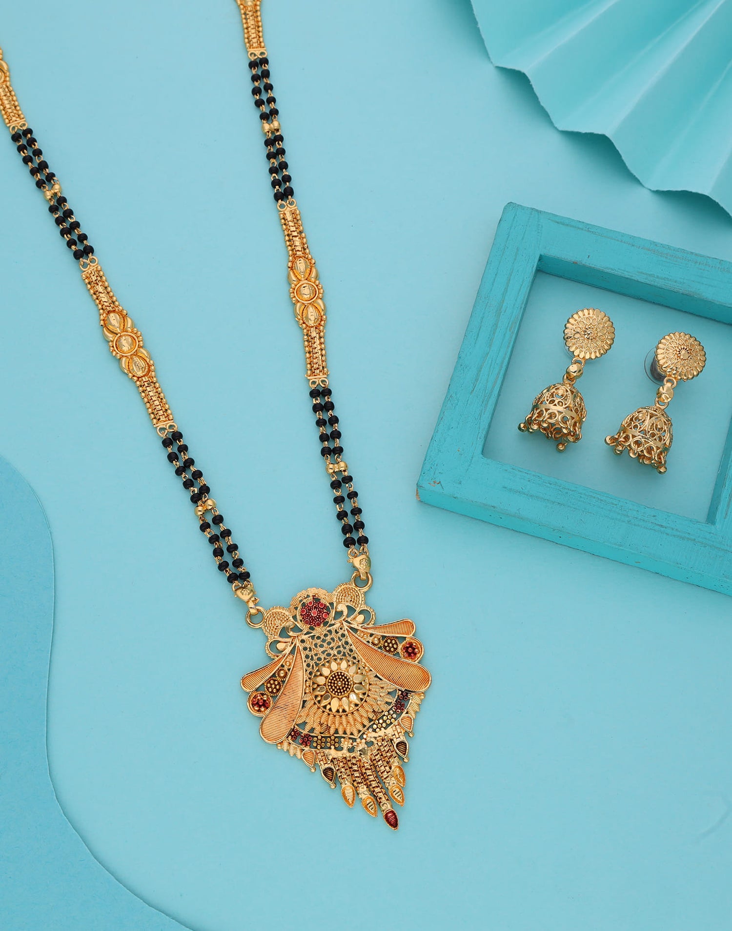 Gold Mangalsutra With Dangle Earring