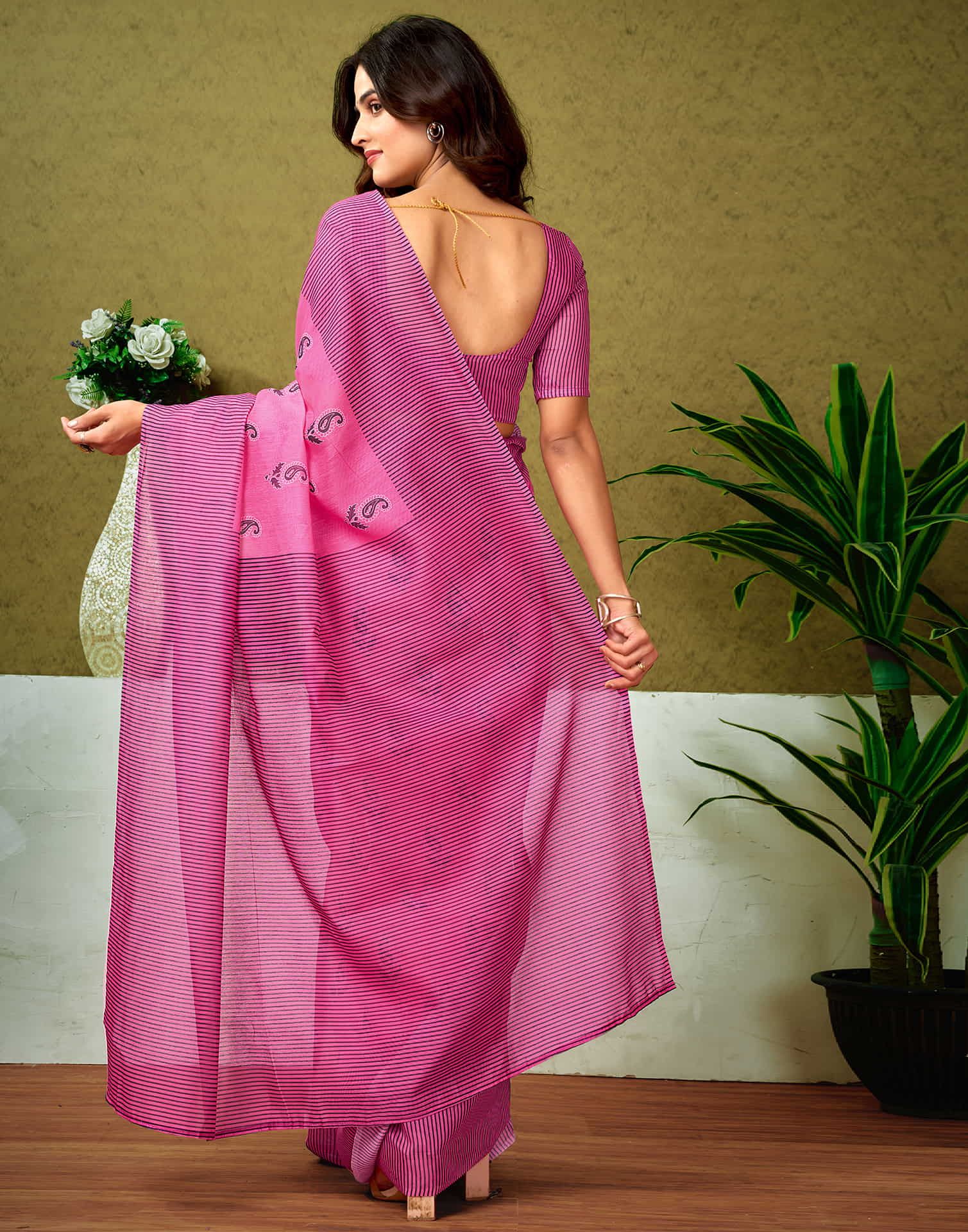 Ready To Wear Pink Cotton Printed Saree