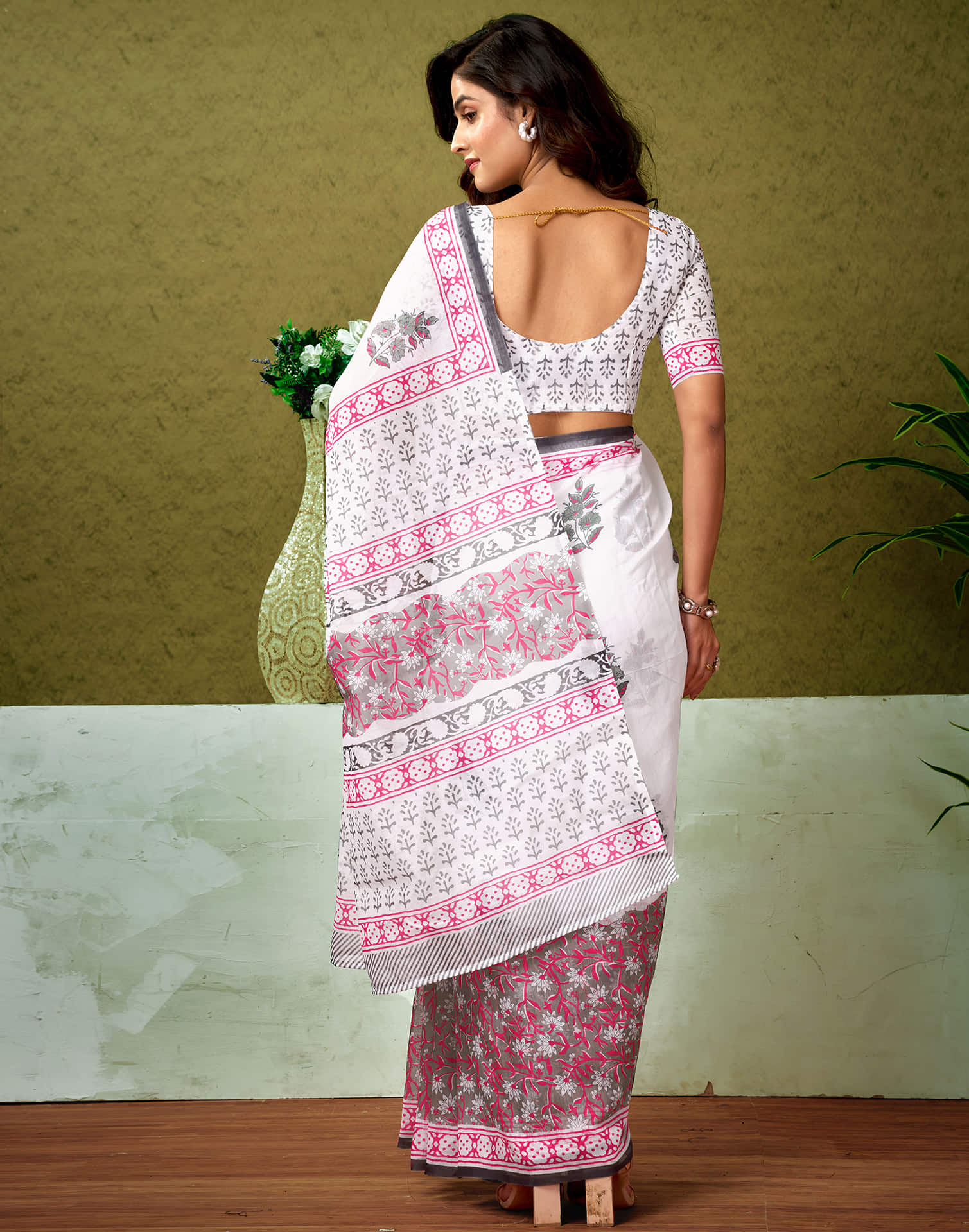 Ready To Wear White Cotton Printed Saree