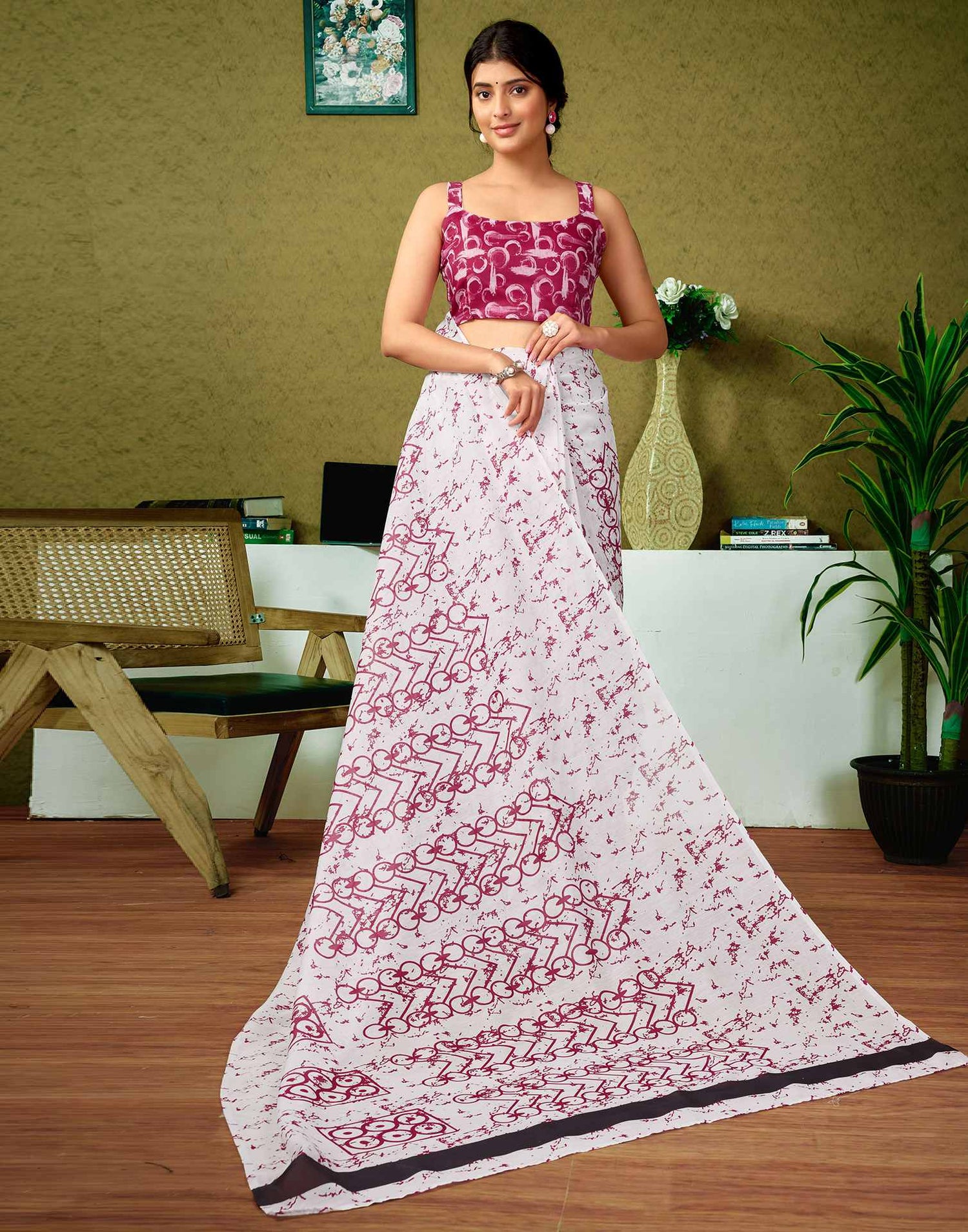 Ready To Wear White Printed Cotton Saree