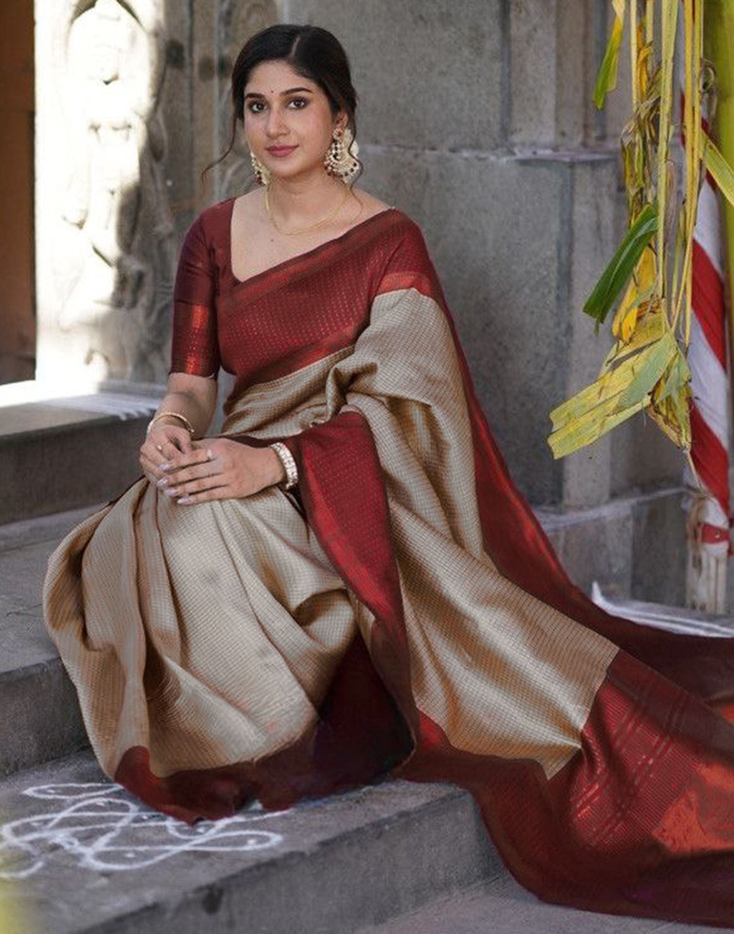 Off White Jacquard Silk Saree