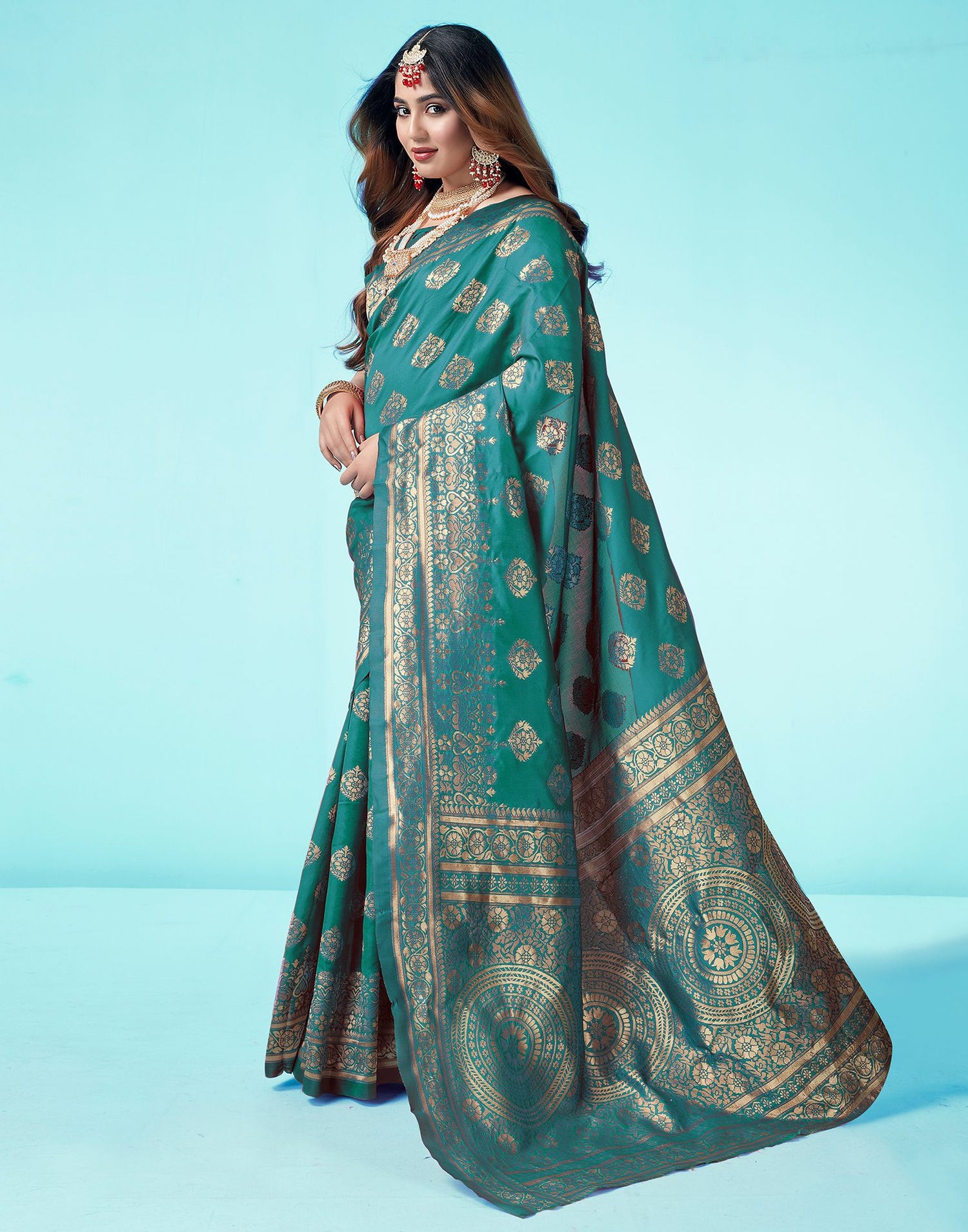 Rama Green Jacquard Silk Saree