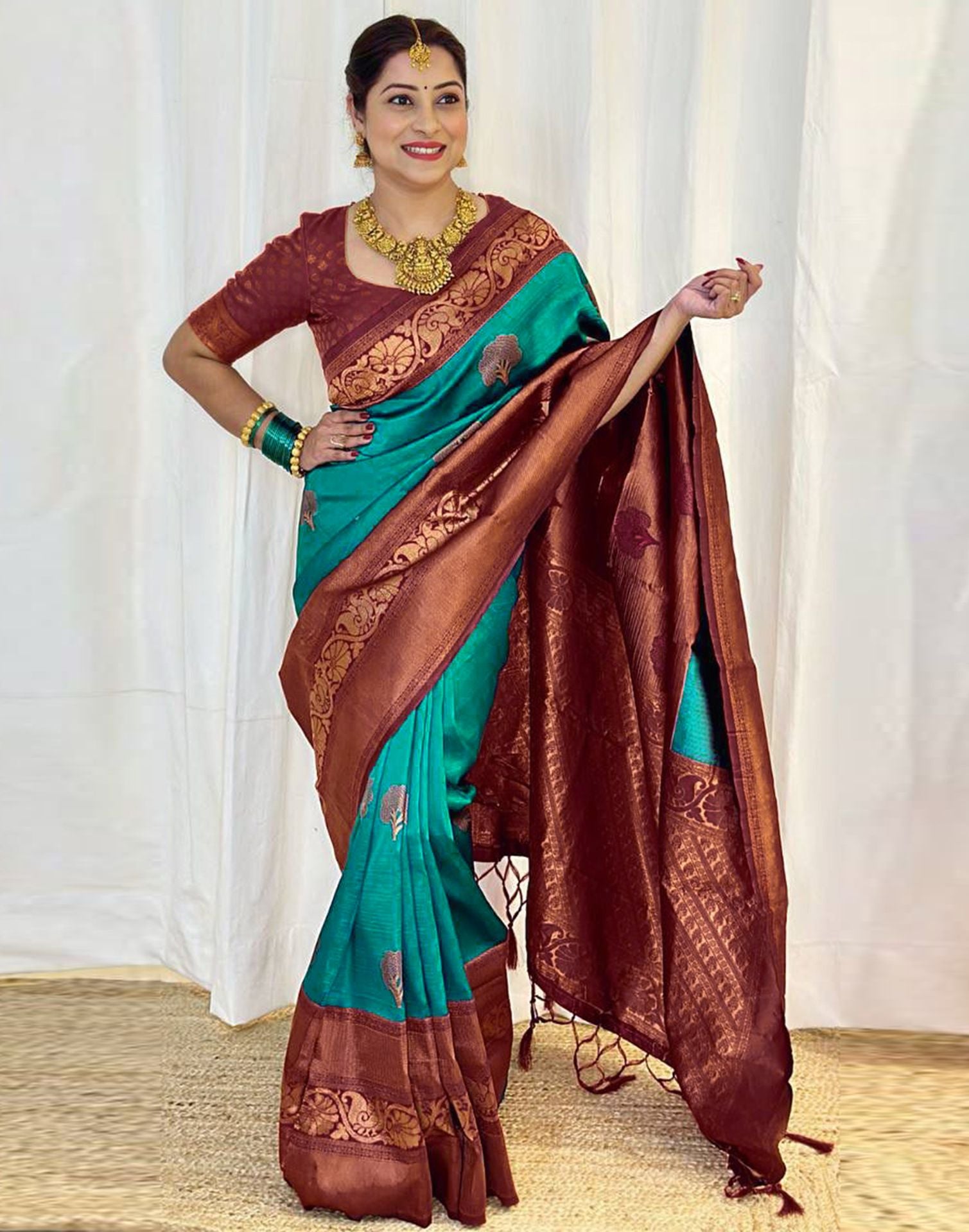 Rama Green Jacquard Silk Saree