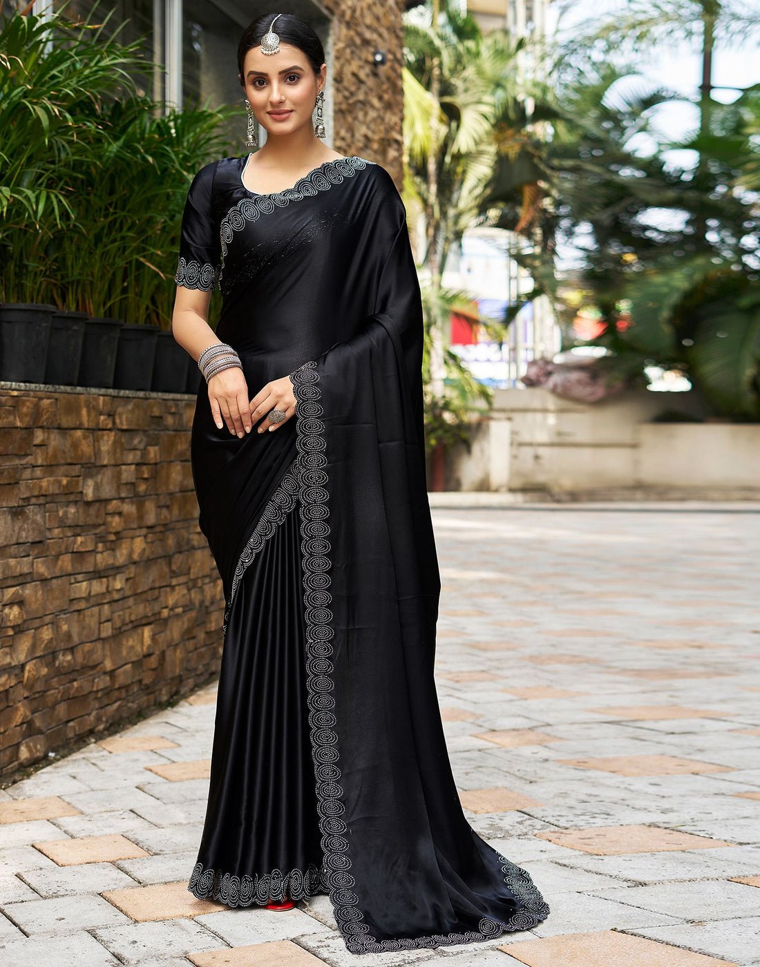 Black Plain Silk Saree