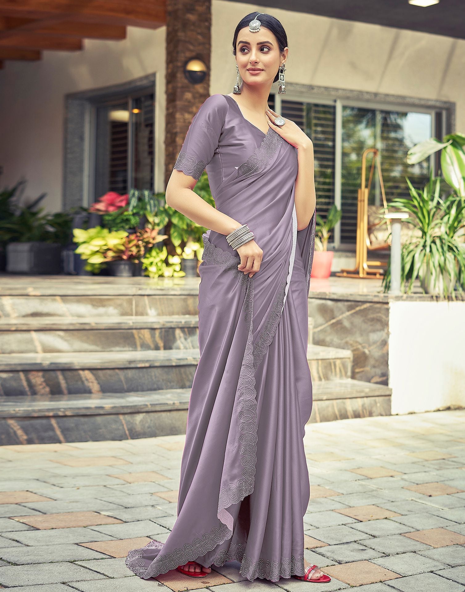 Dull Light Grey Plain Silk Saree