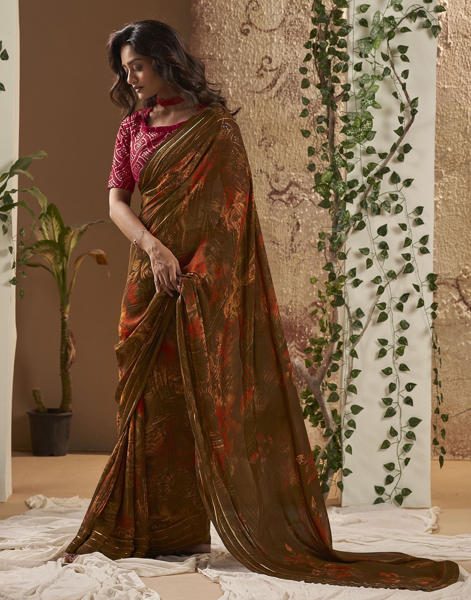 Digital Printed Georgette Saree in Brown : SPF7004