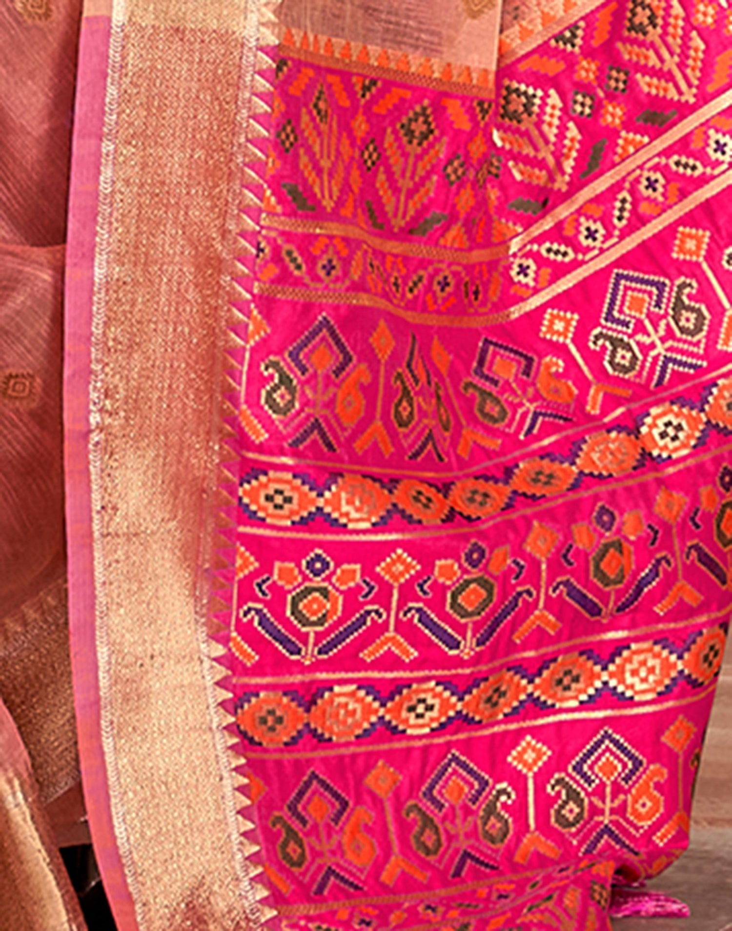 Rose Pink Jacquard Silk Saree