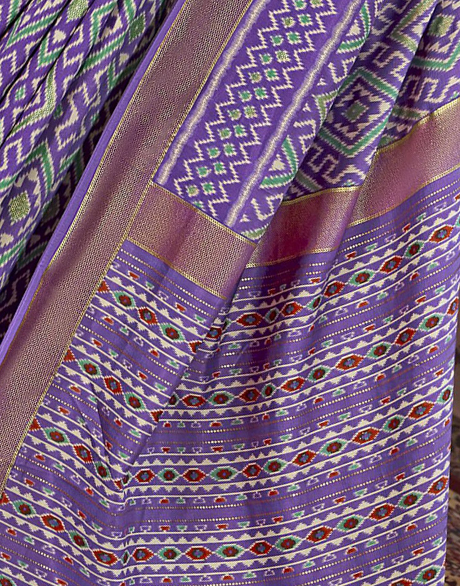 Lavender &amp; Multicoloured Printed Silk Saree