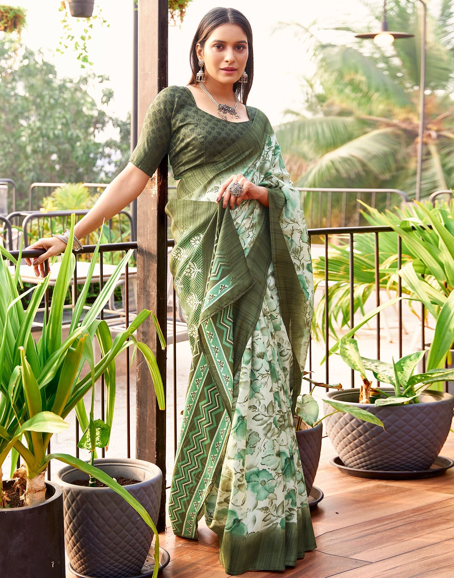 Beige &amp; Pista Printed Silk Saree