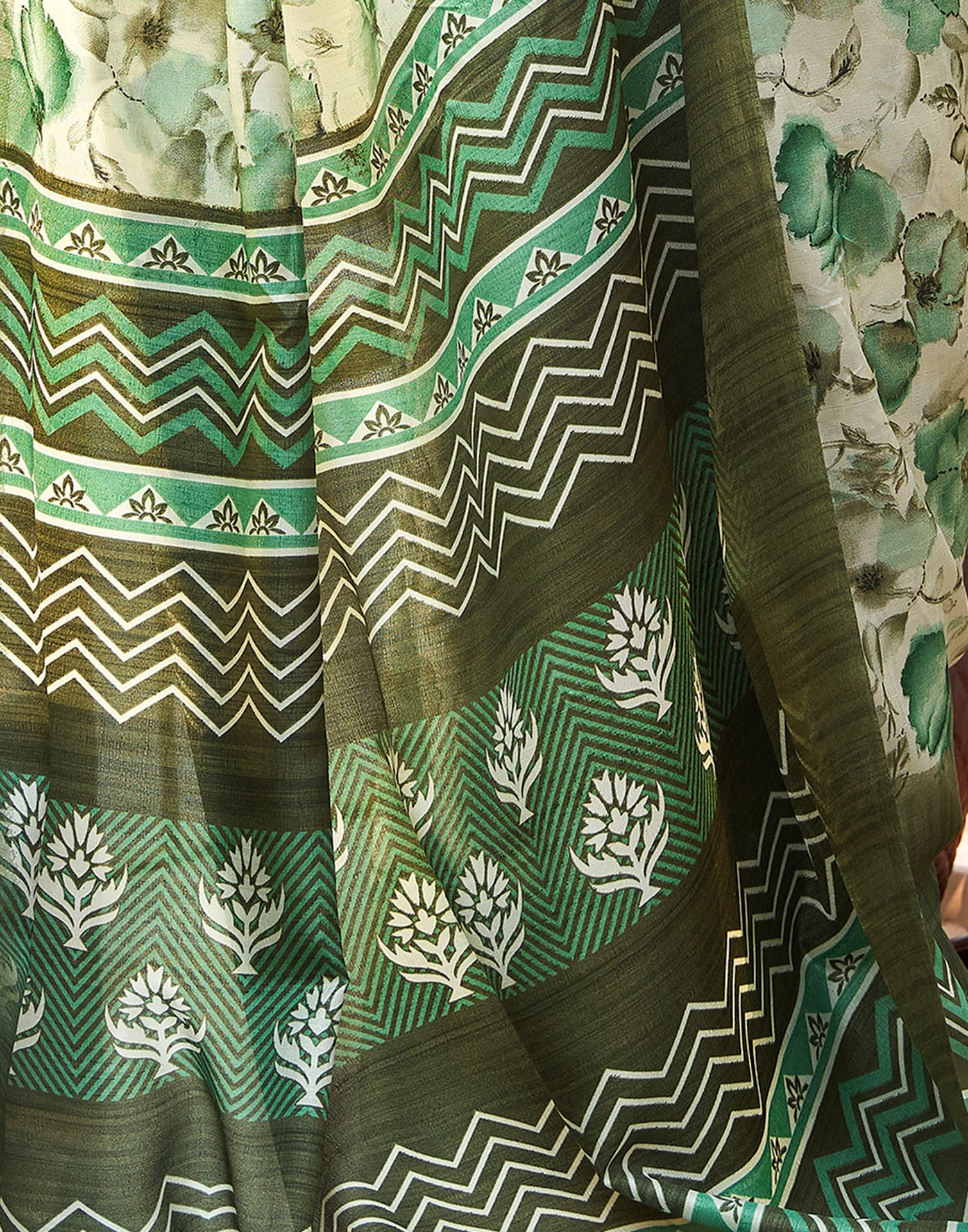 Beige &amp; Pista Printed Silk Saree