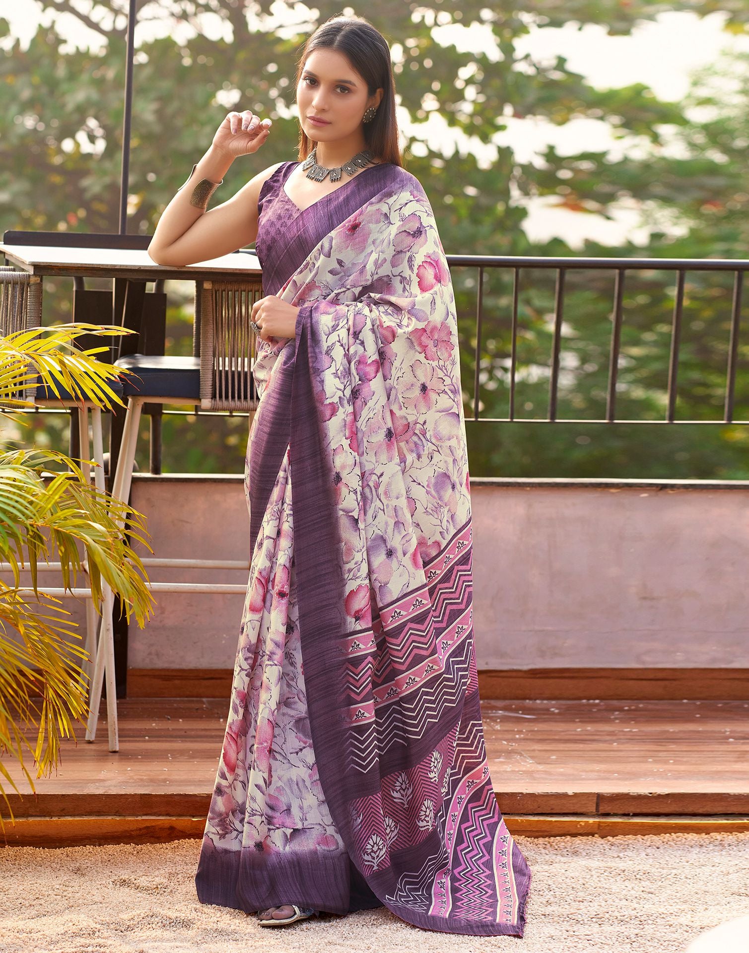 Beige &amp; Multicolour Printed Silk Saree