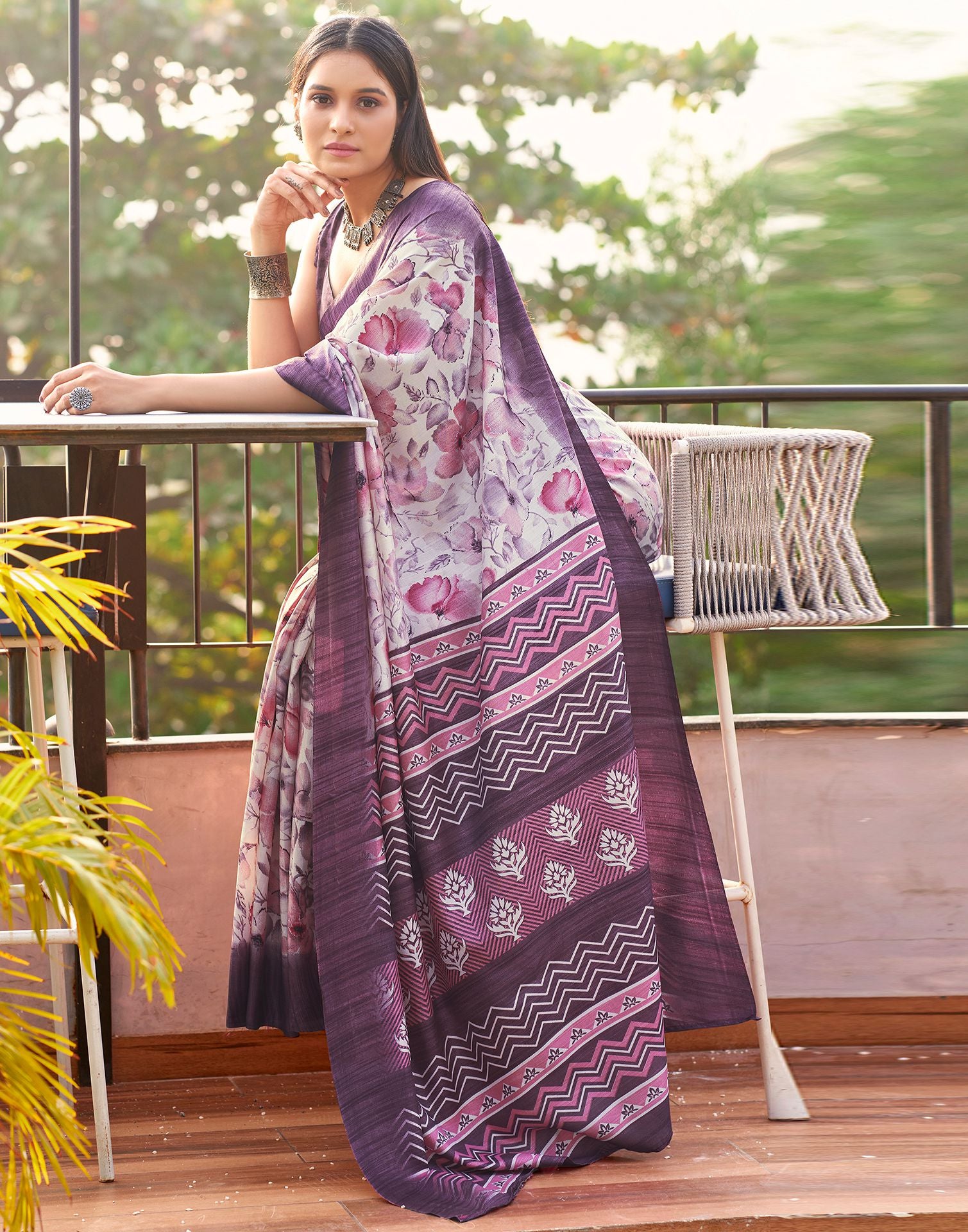 Beige &amp; Multicolour Printed Silk Saree