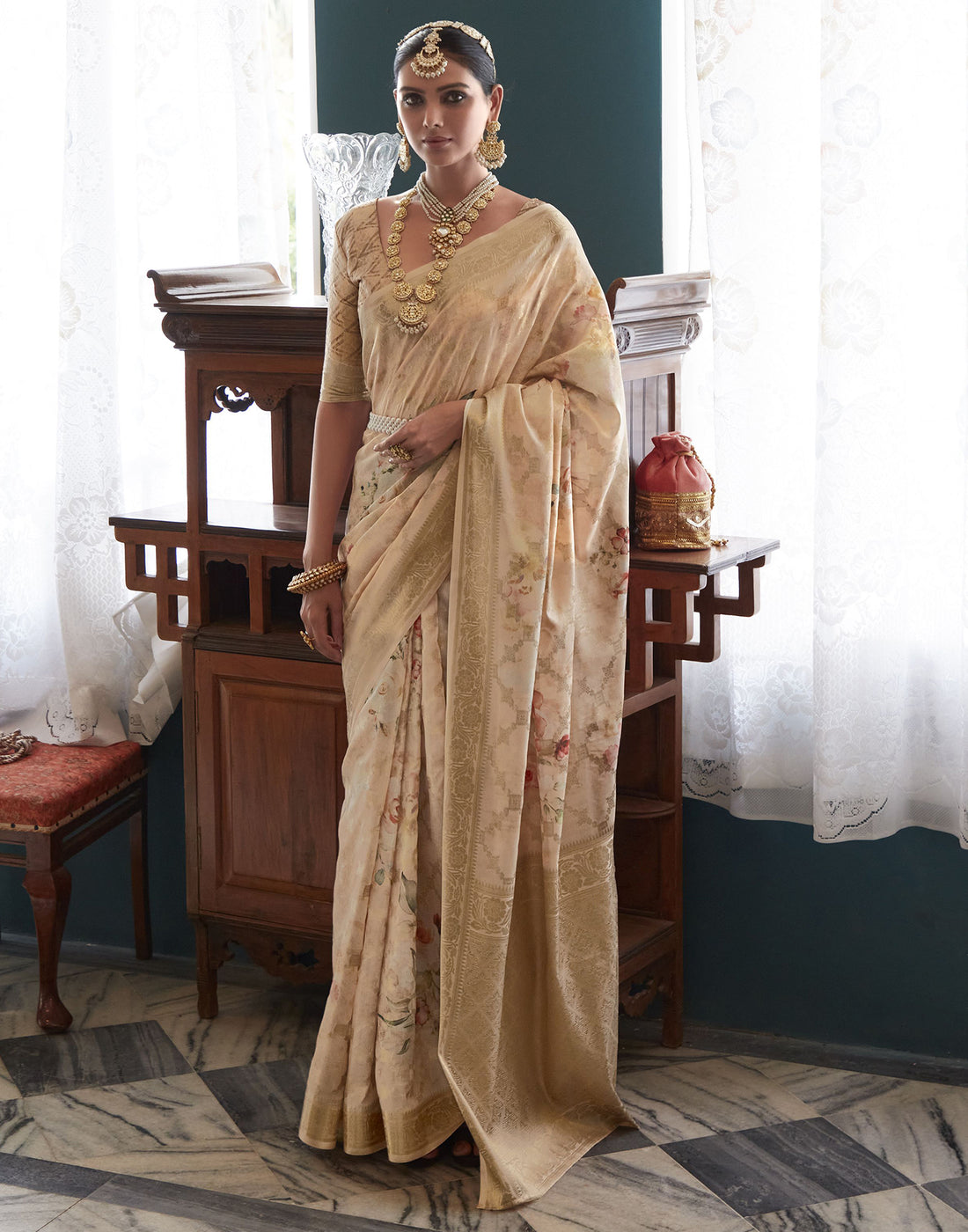 Light  Beige  Silk Weaving Saree