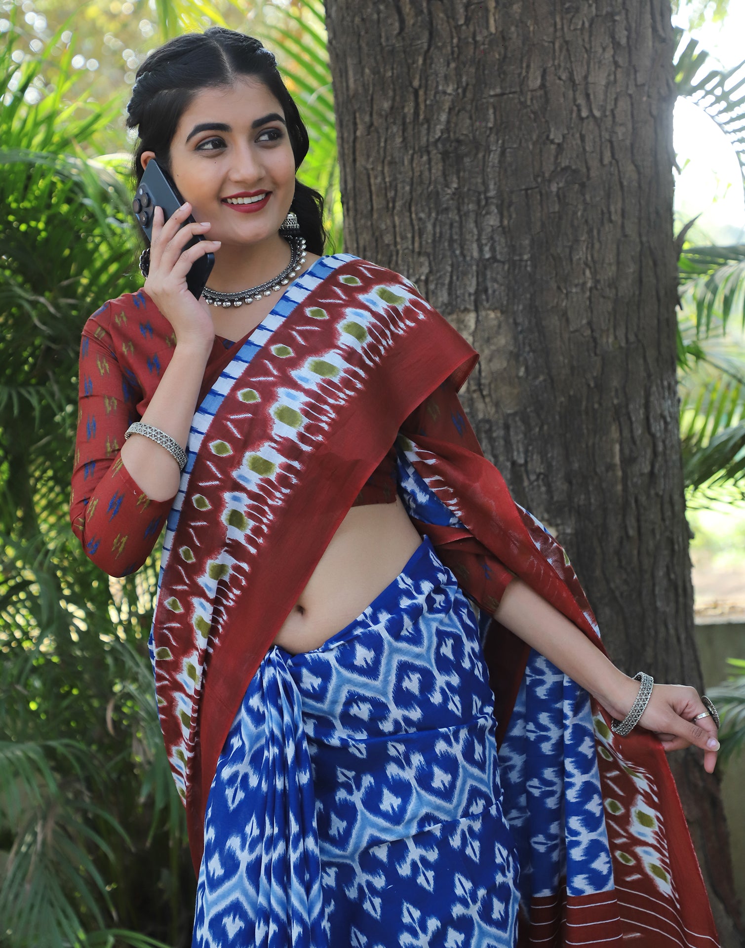 Blue &amp; Maroon Cotton Printed Saree