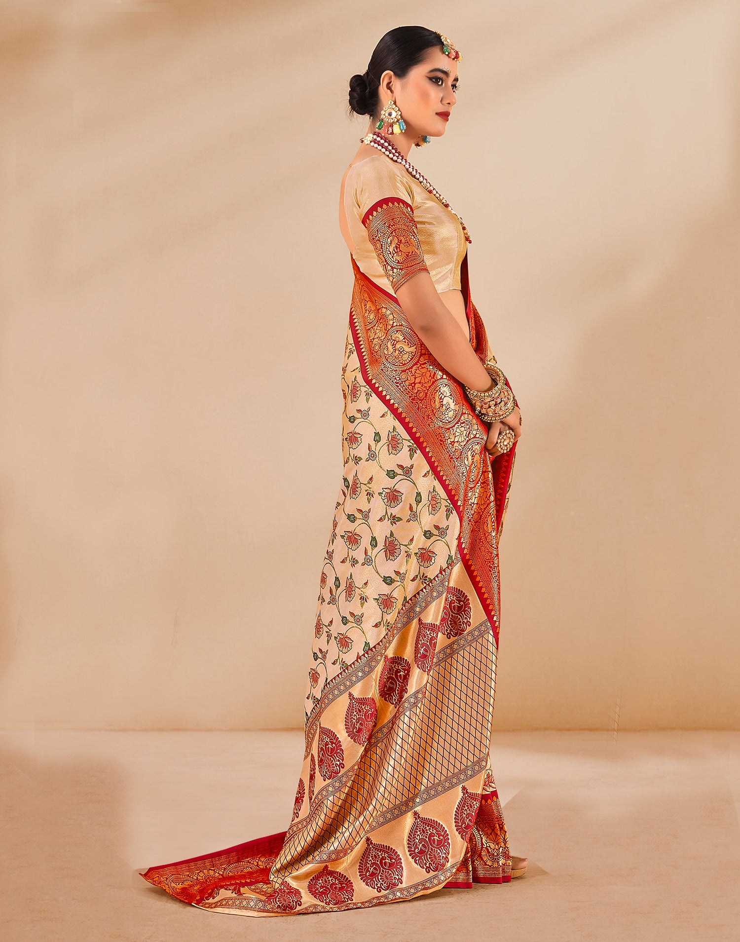 Gold &amp; Peach Silk Weaving Saree