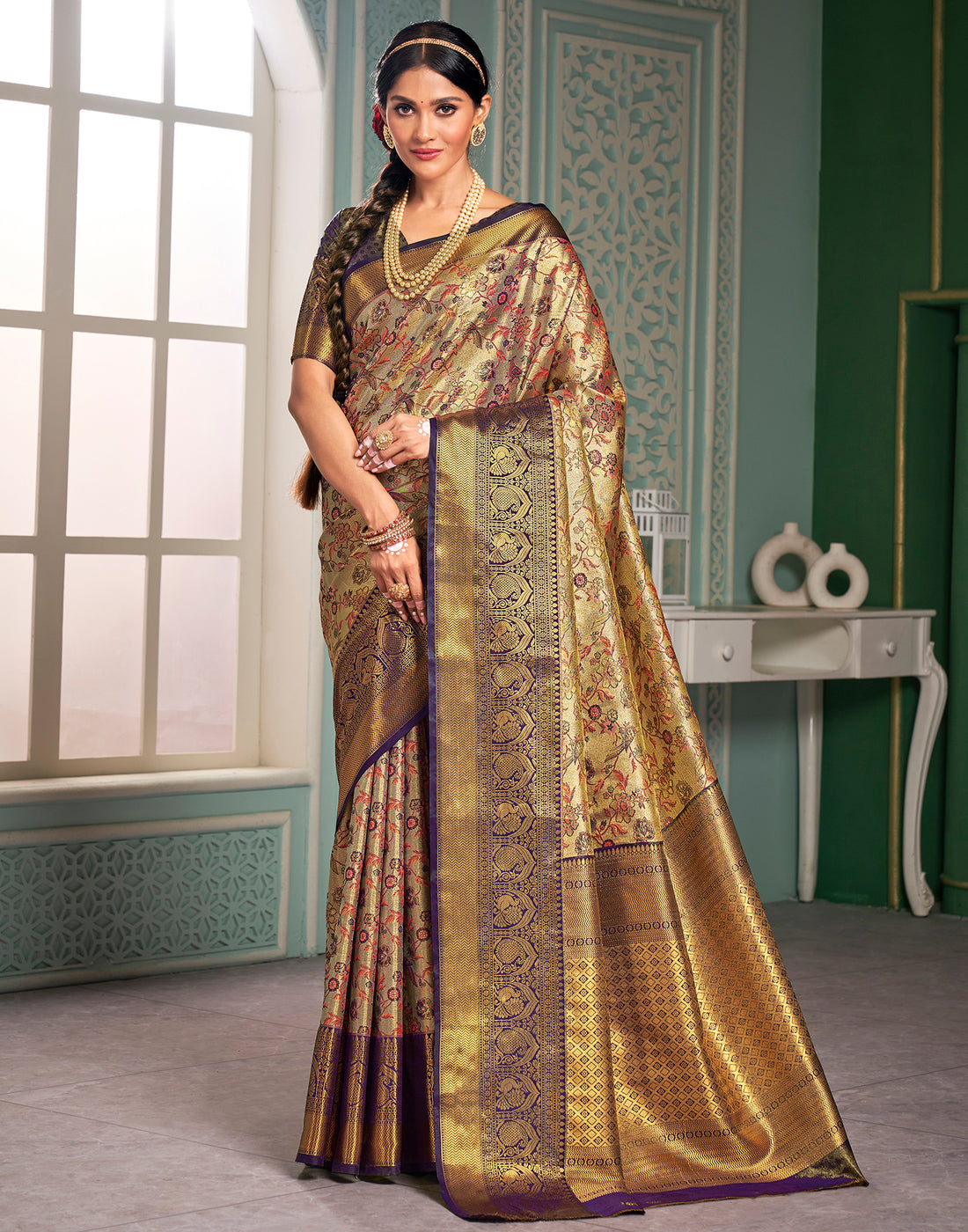 Gold &amp; Wien Silk Weaving Saree