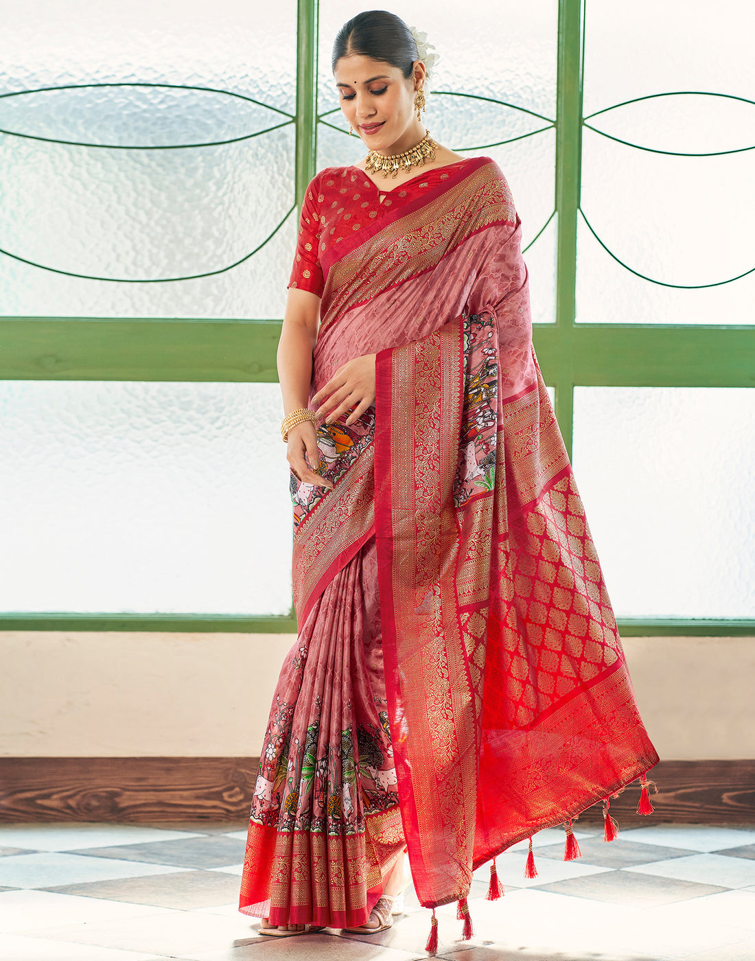 Grey &amp; Multicoloured Georgette Printed Saree