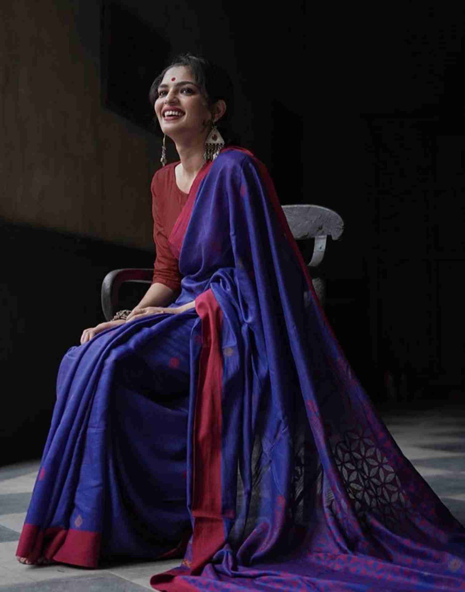 Blue Cotton Woven Saree