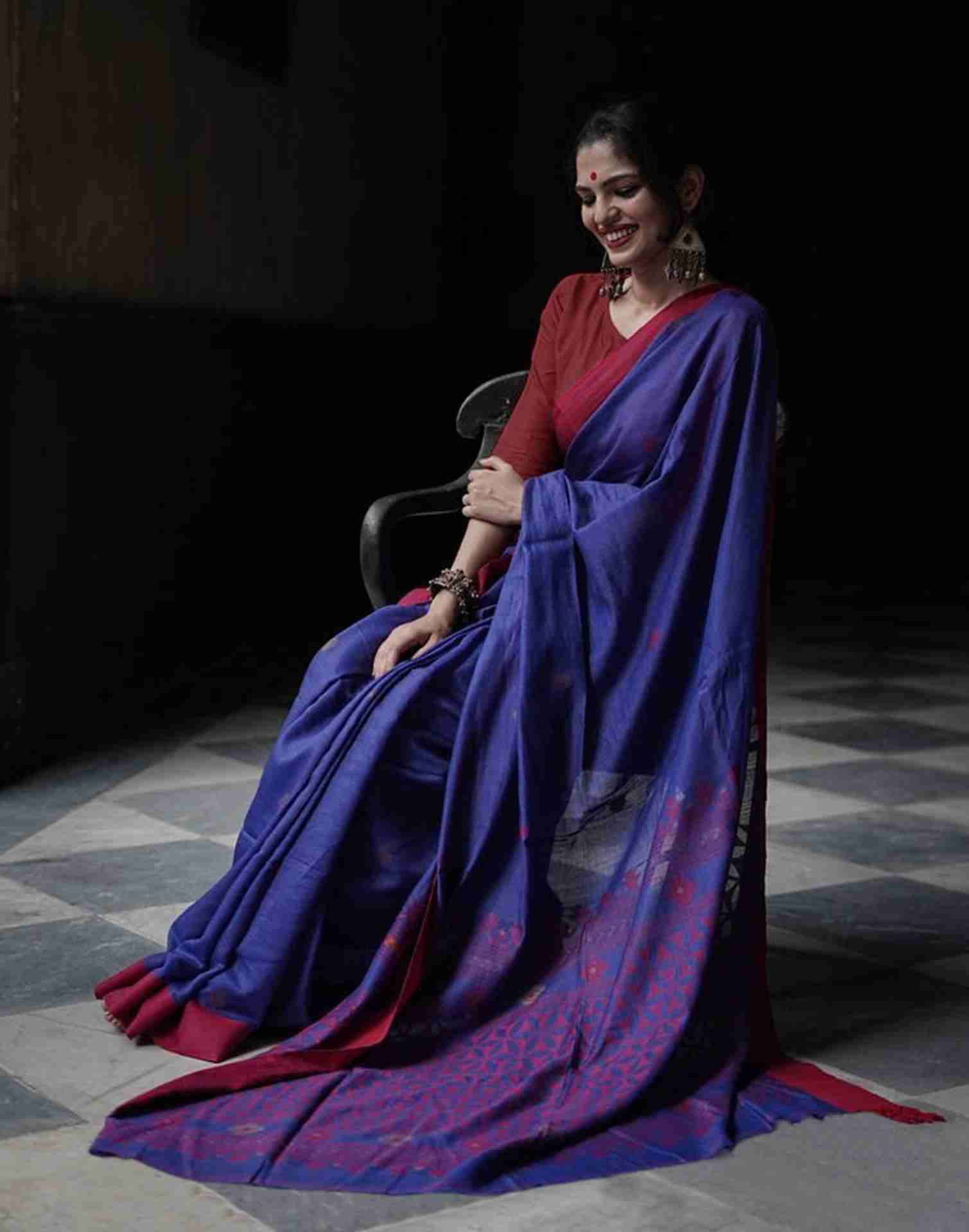 Blue Cotton Woven Saree