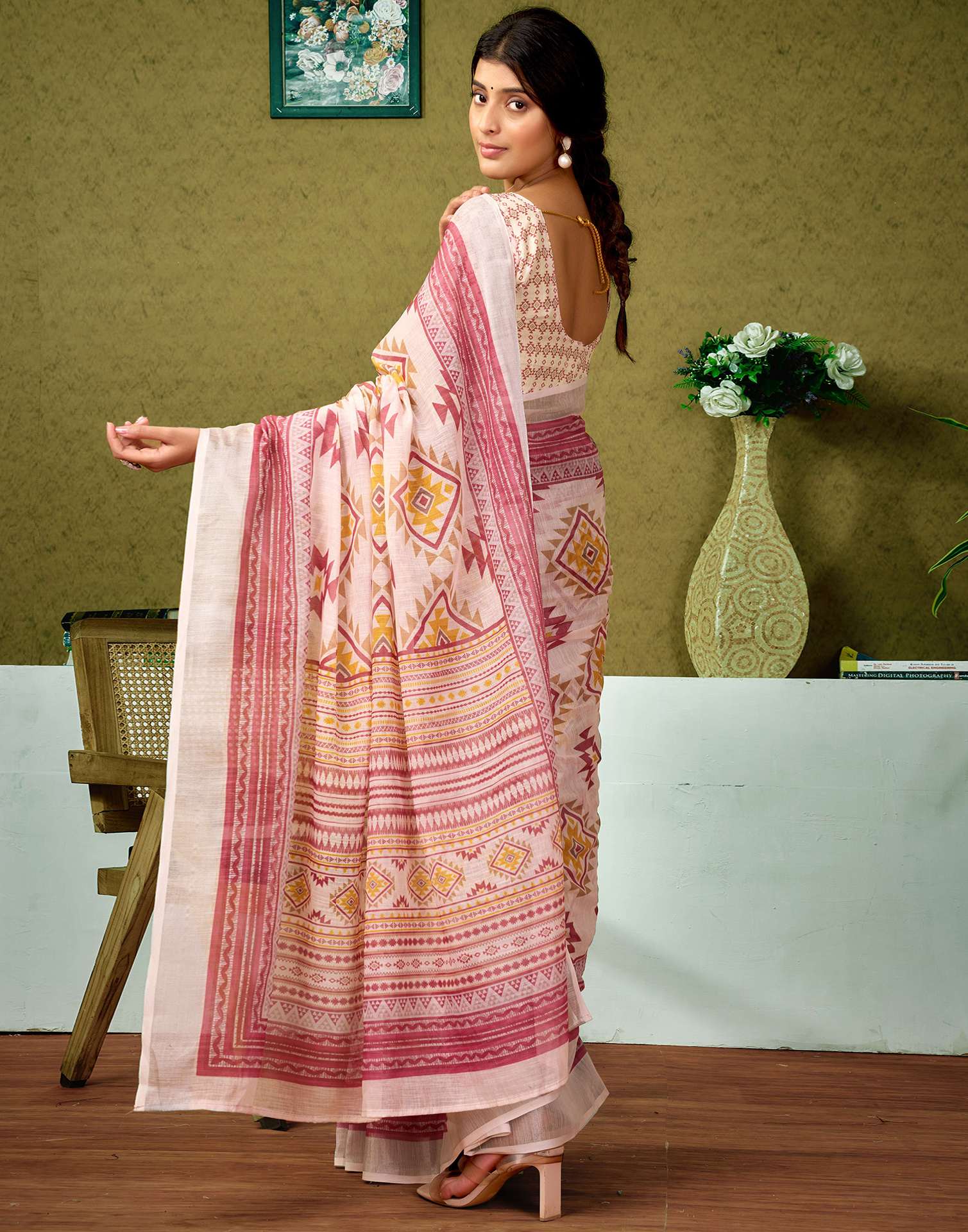 Ready To Wear Off White Printed Linen Saree