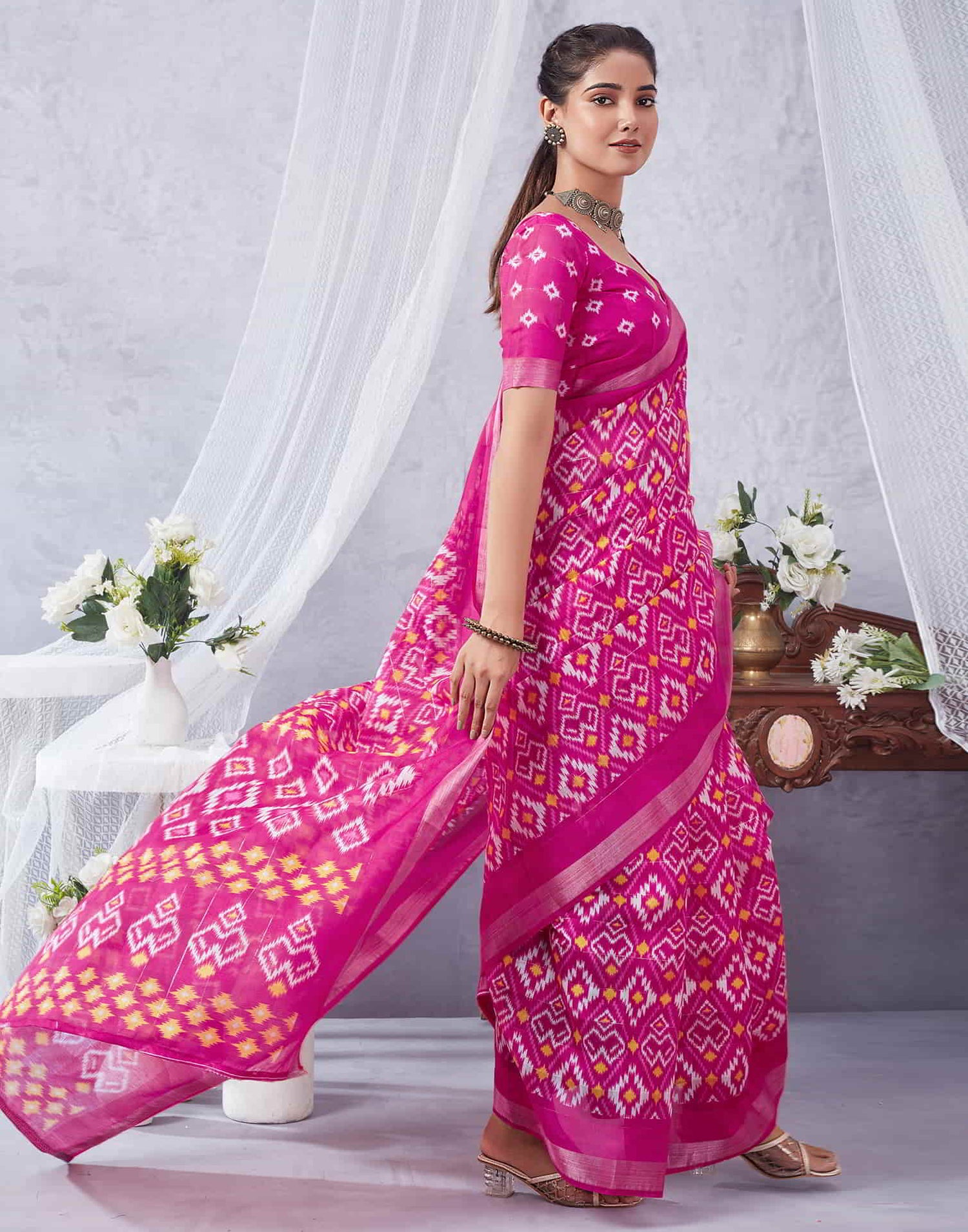 Pink Printed Cotton Geometric Saree