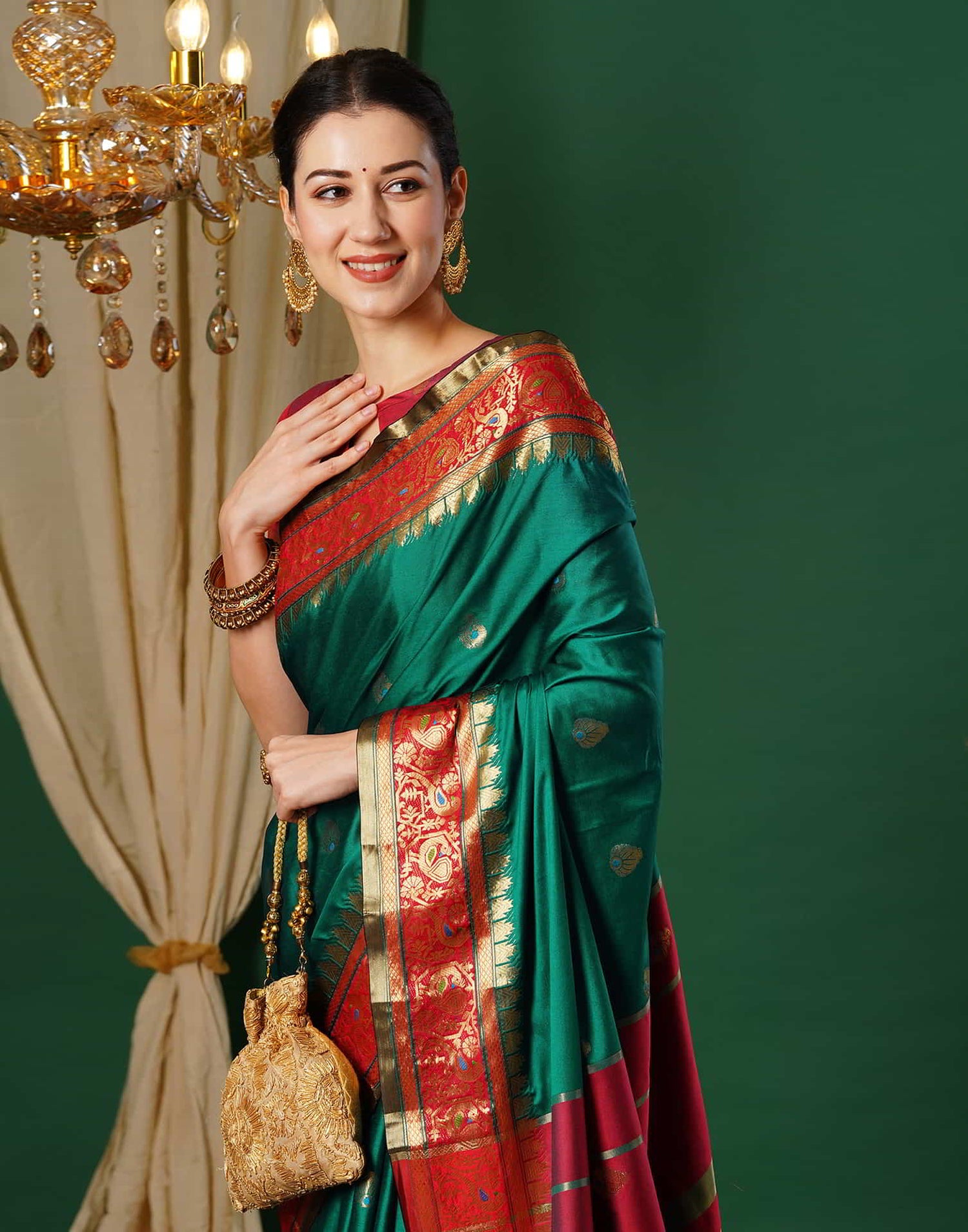 B1G1 Green Kanjivaram Silk Woven Saree