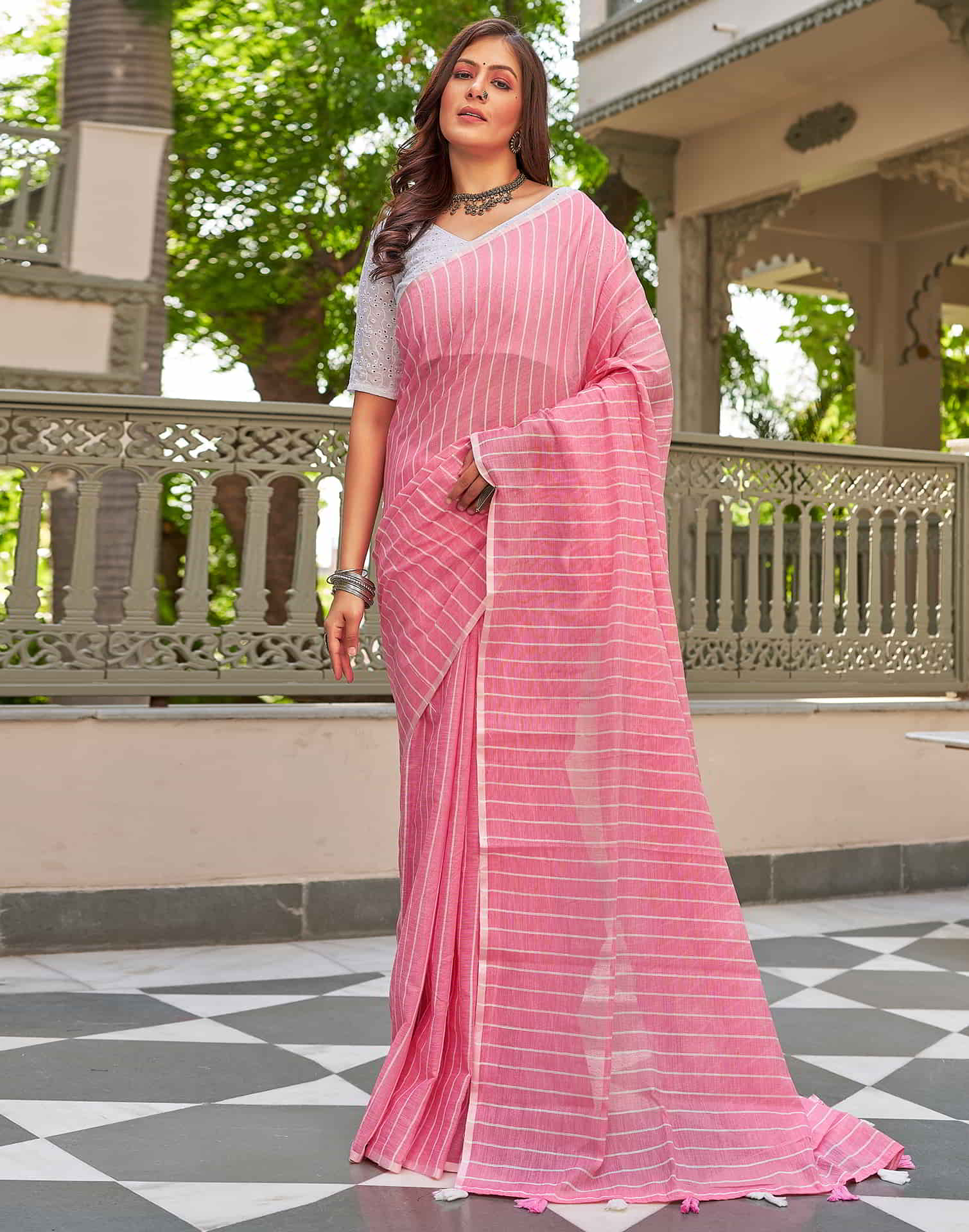 Pink Leheriya Linen Woven Saree