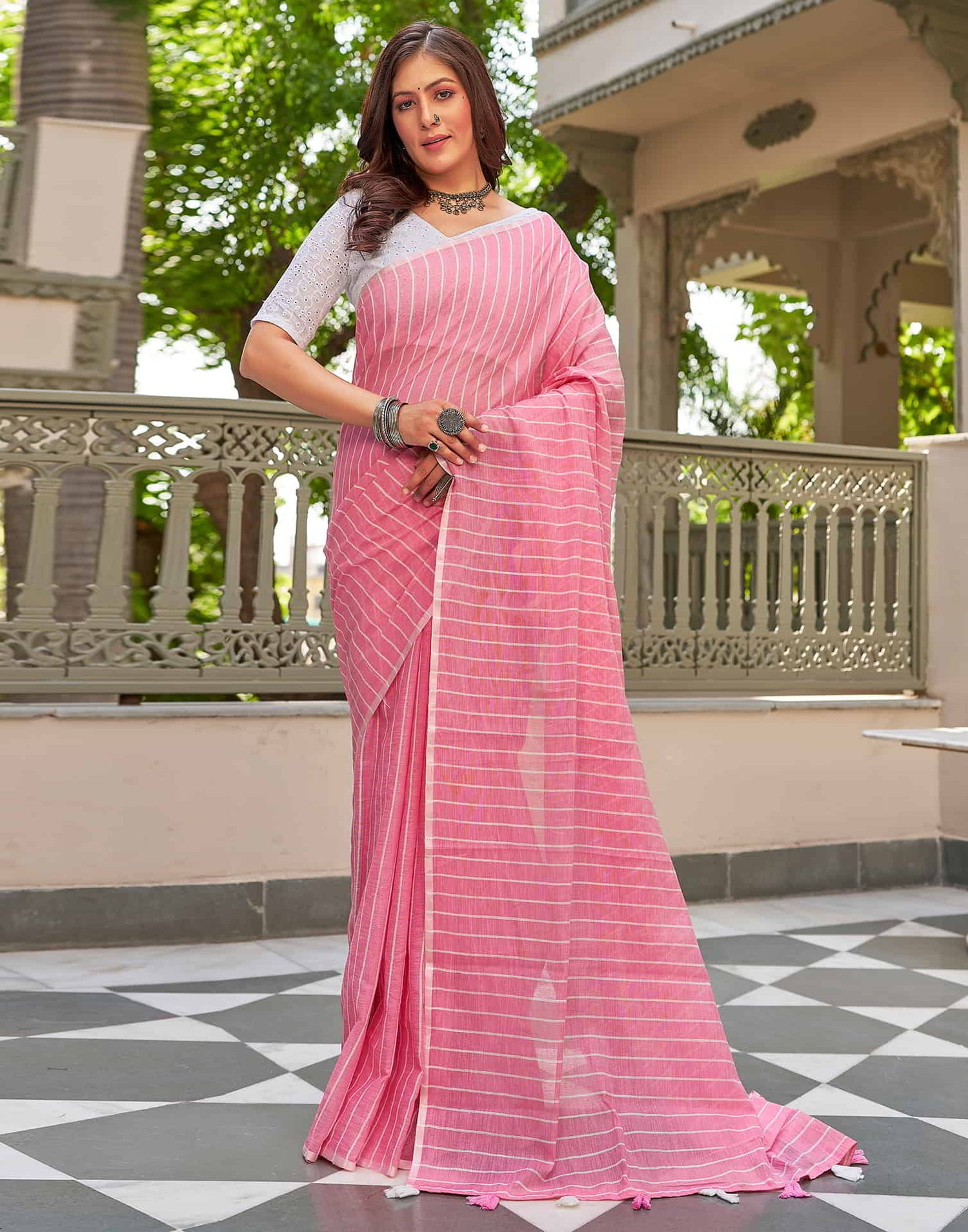 Pink Leheriya Linen Woven Saree