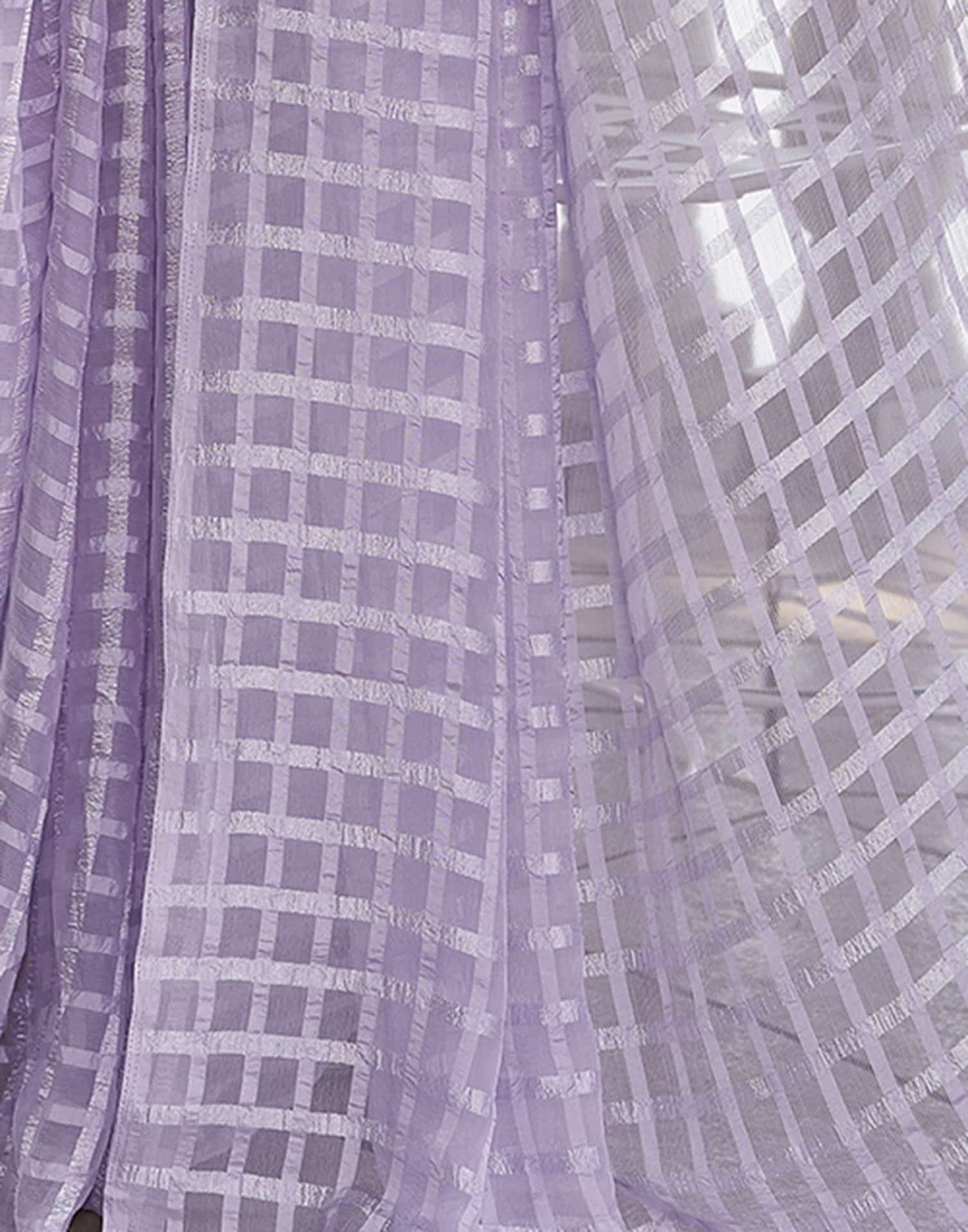 Lavender Checkered Chiffon Woven Saree