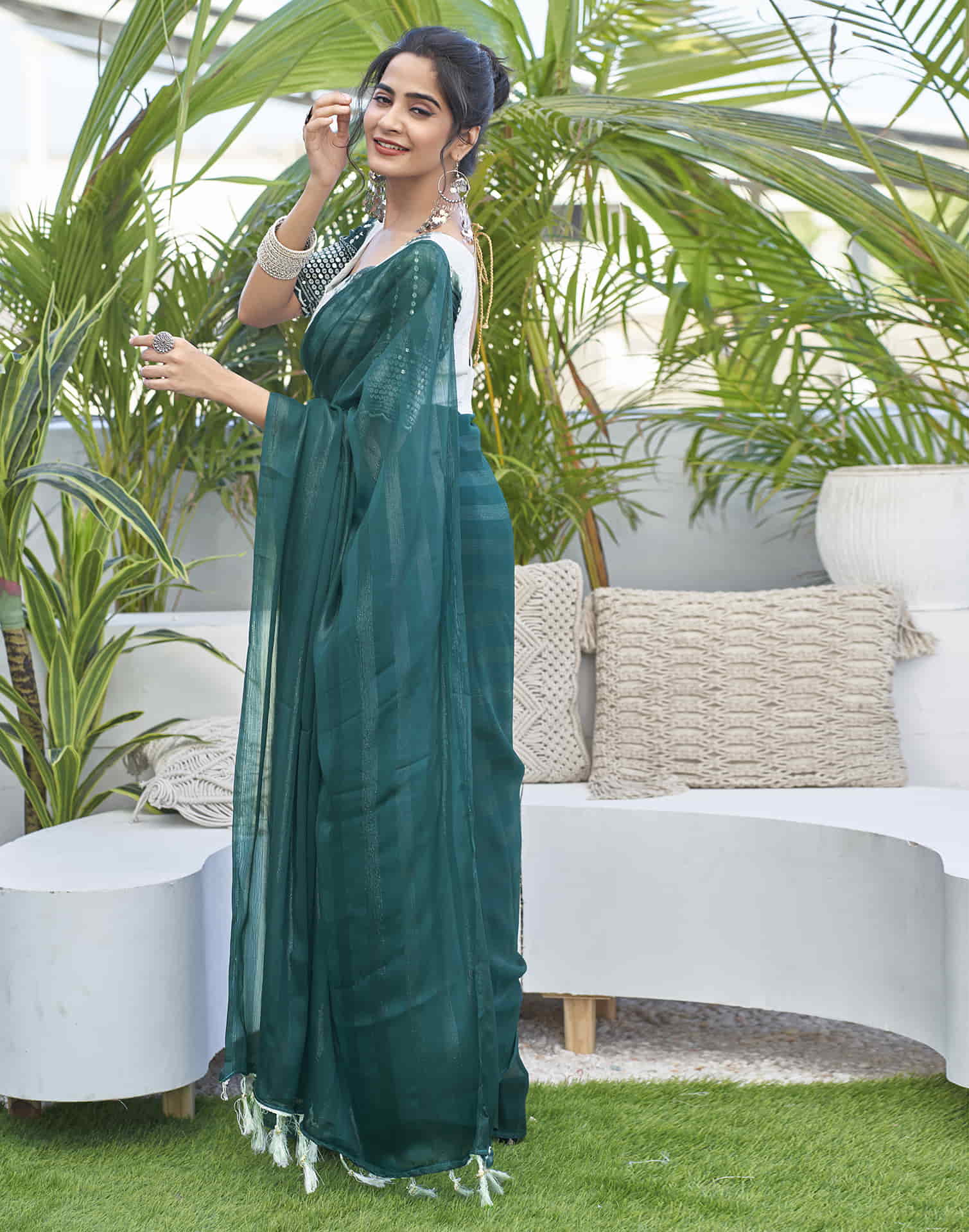 Rama Green Chiffon Zari Plain Saree