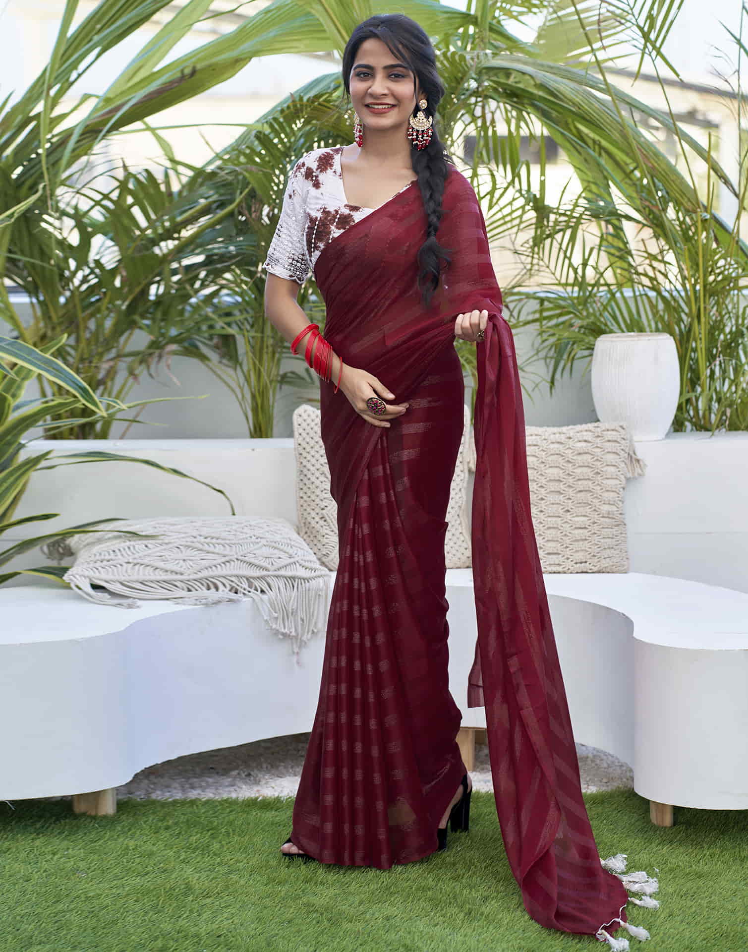 Maroon Chiffon Zari Plain Saree