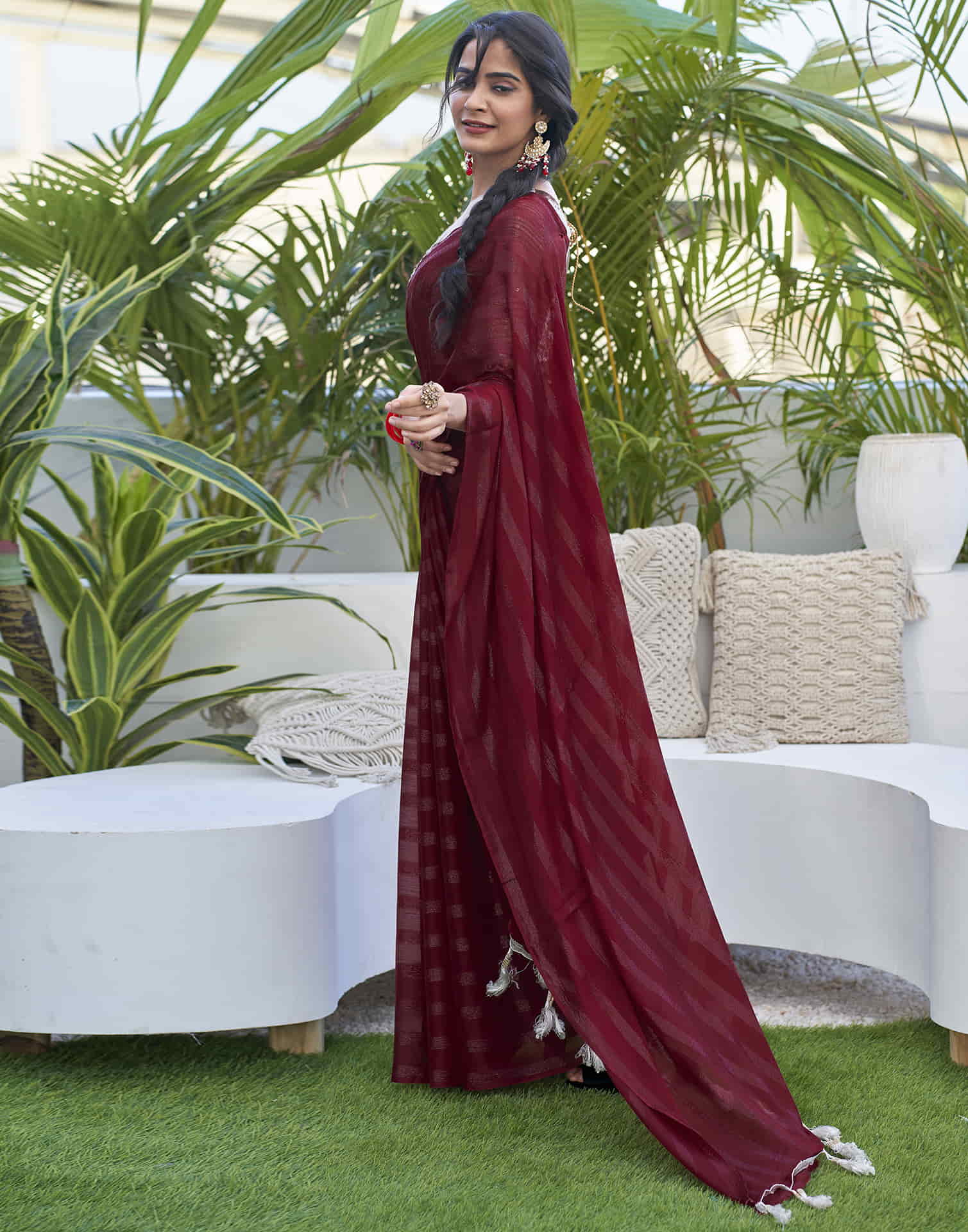 Maroon Chiffon Zari Plain Saree