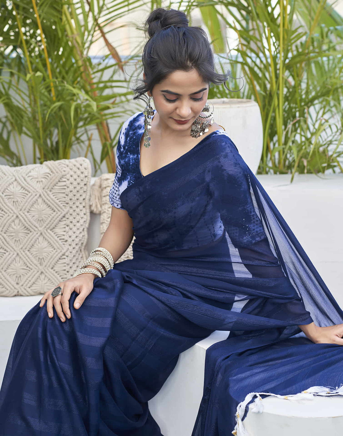 Navy Blue Chiffon Zari Plain Saree