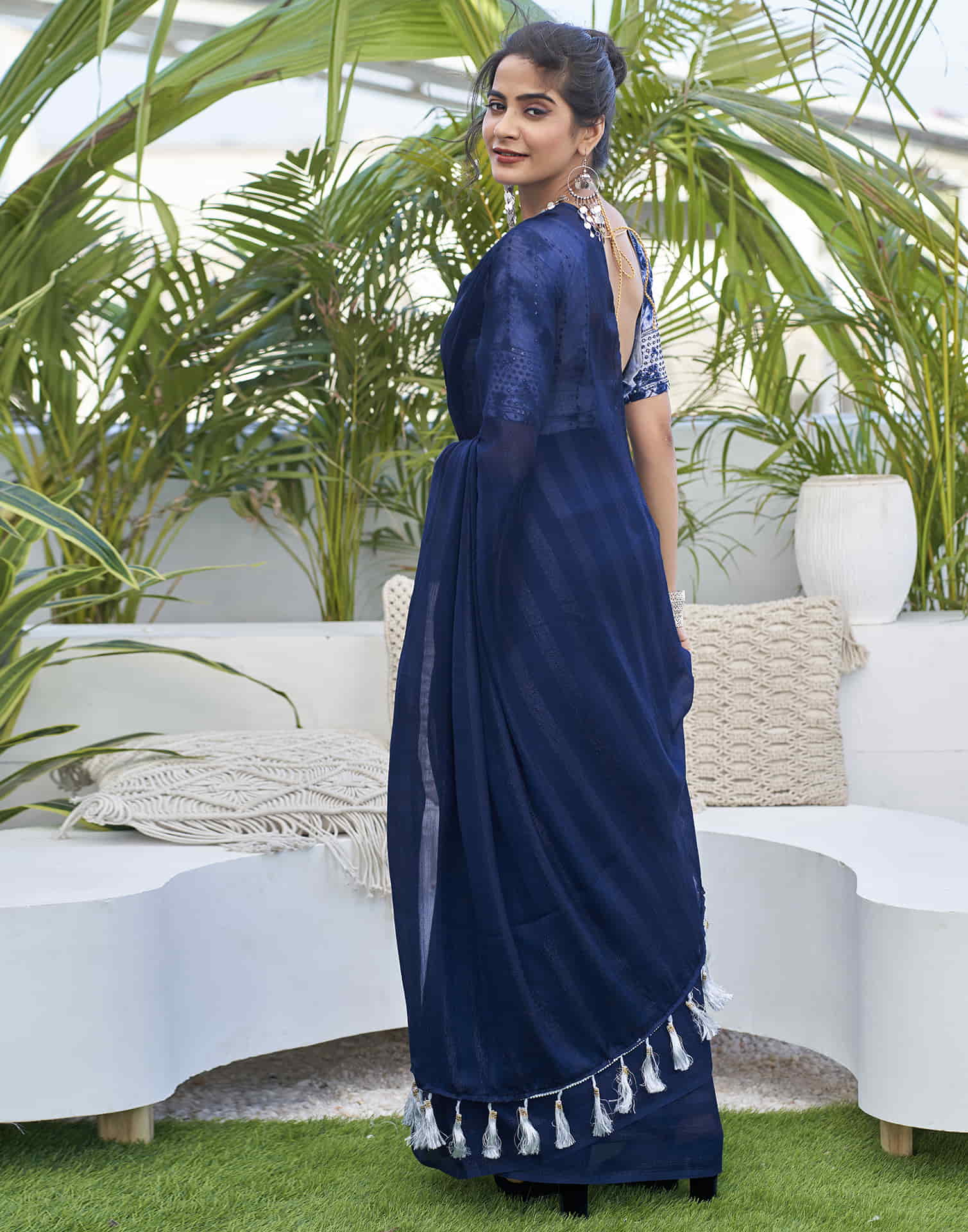 Navy Blue Chiffon Zari Plain Saree