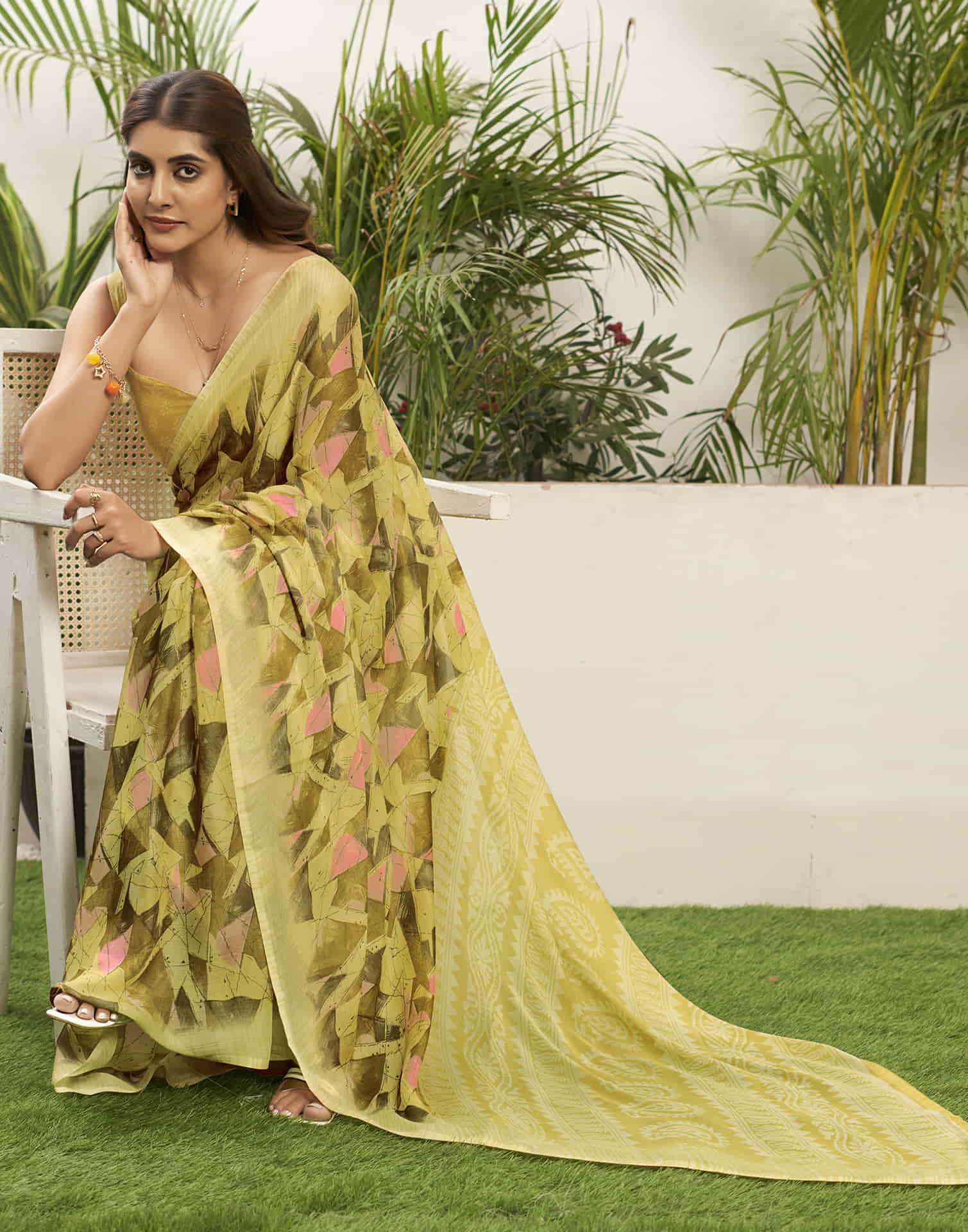 Light Yellow Chiffon Printed Saree