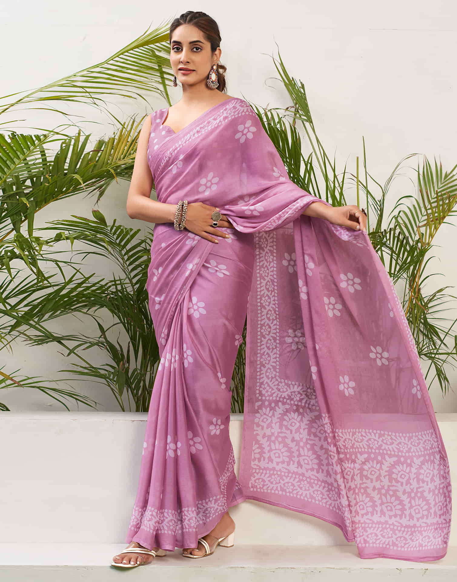 Light Pink Chiffon Printed Saree