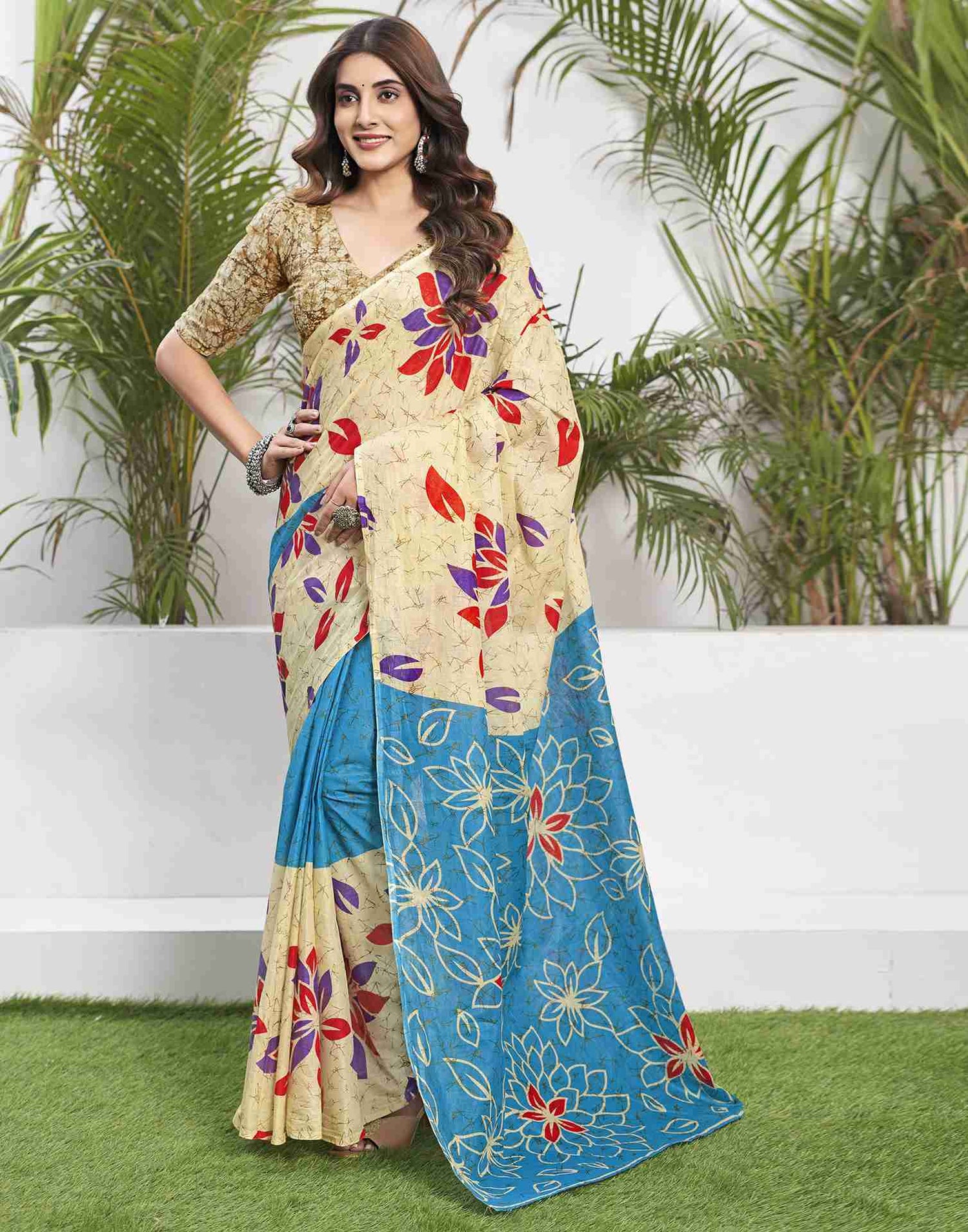 Light Beige Cotton Printed Saree