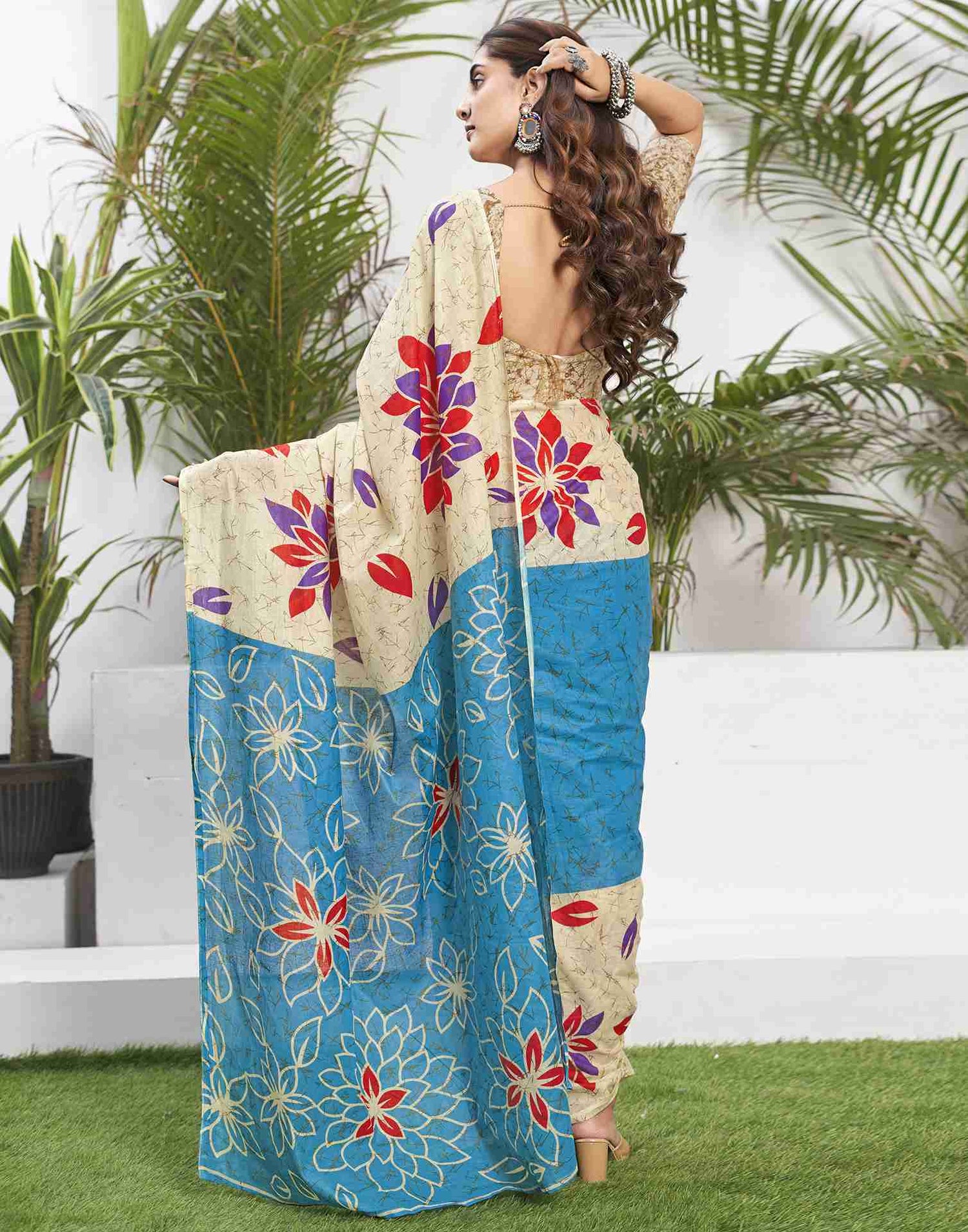 Light Beige Cotton Printed Saree