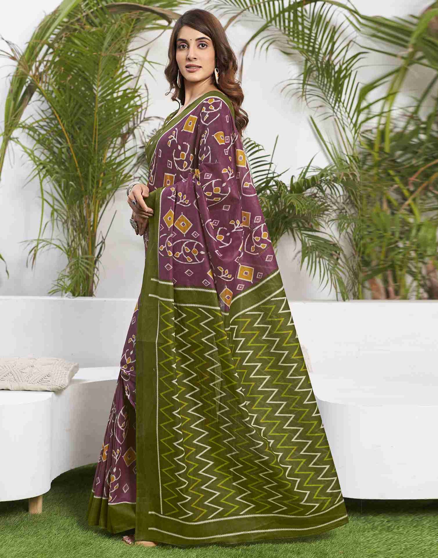 Dusty Purple Cotton Geometric Printed Saree