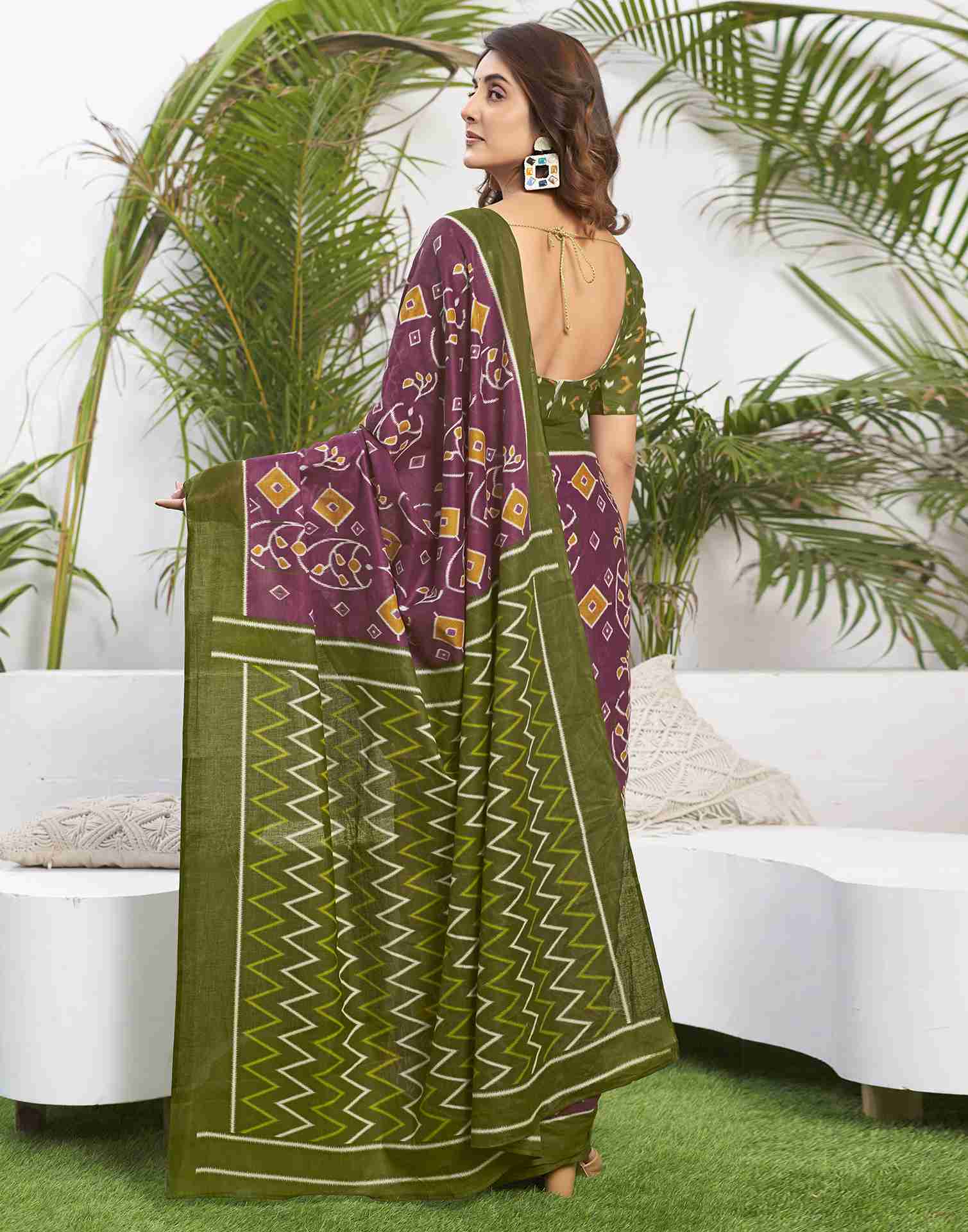 Dusty Purple Cotton Geometric Printed Saree