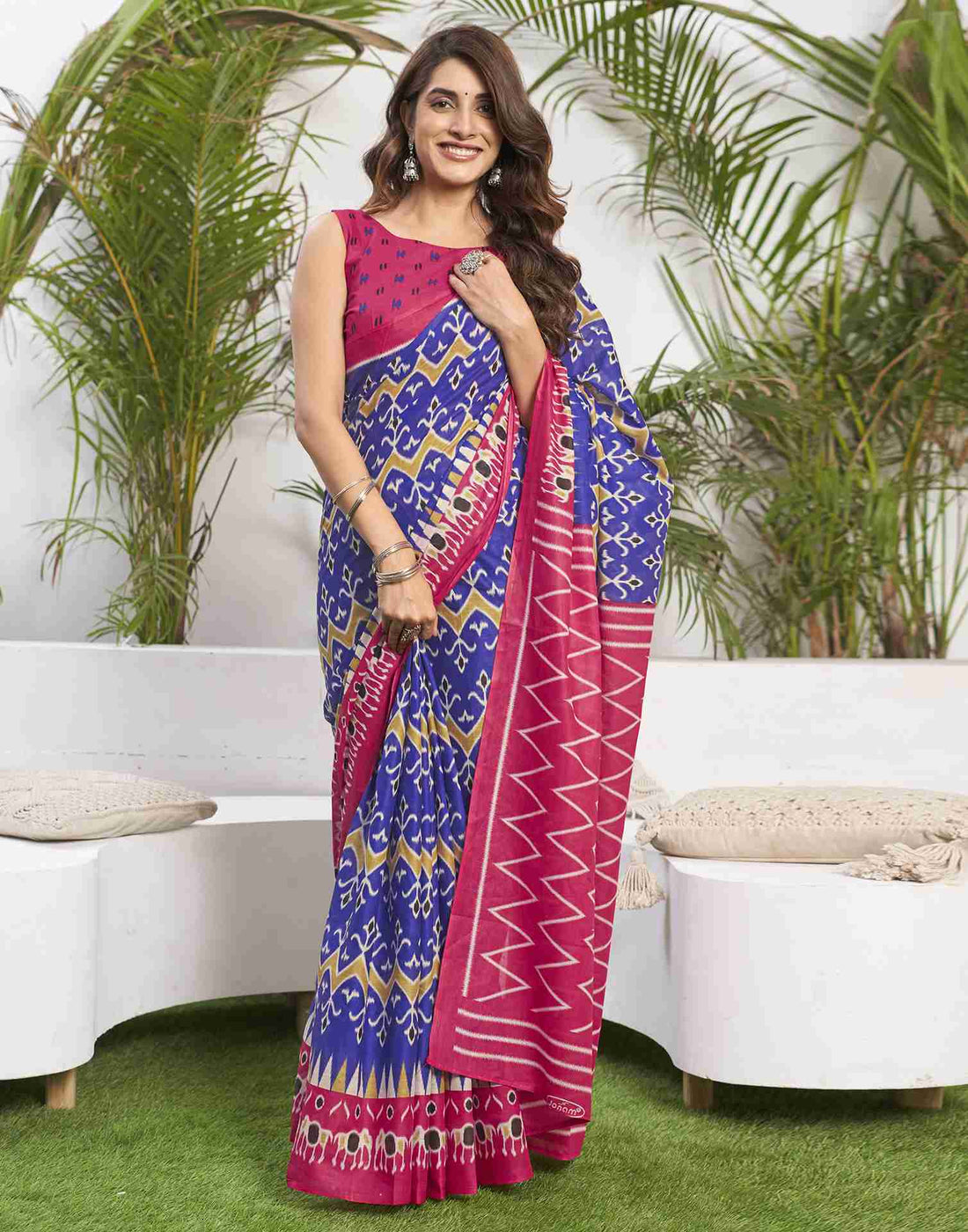 Dark Blue Cotton Geometric Printed Saree