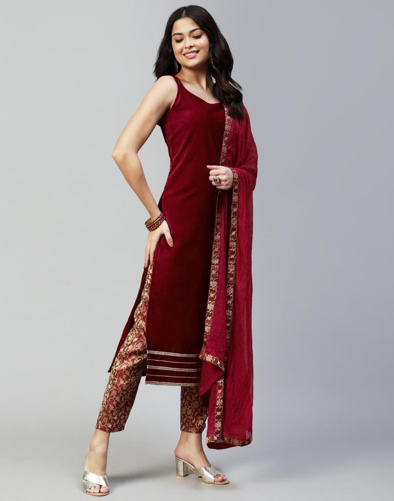 Maroon Kurti With Pant And Dupatta | Leemboodi