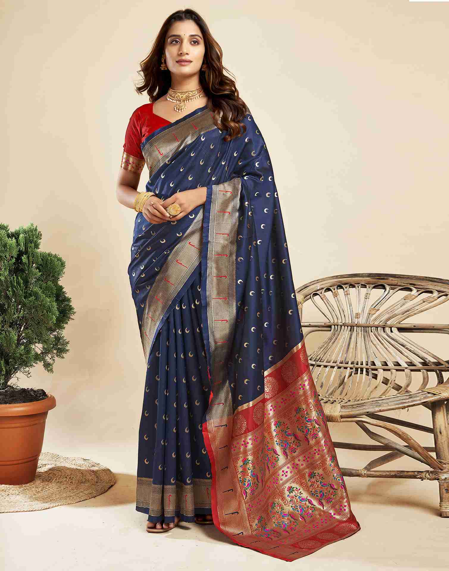 Navy Blue Silk Woven Paithani Saree