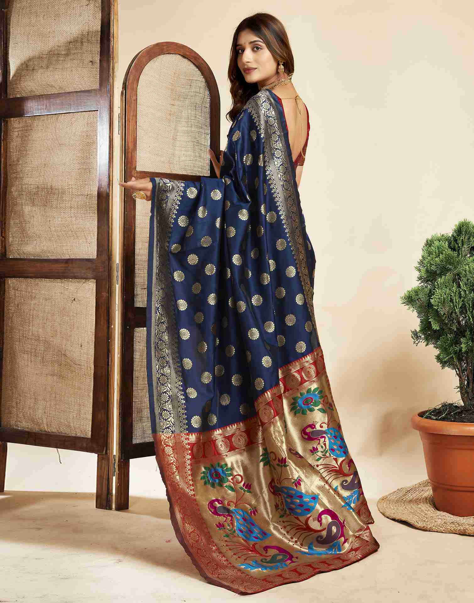 Navy Blue Silk Woven Paithani Saree