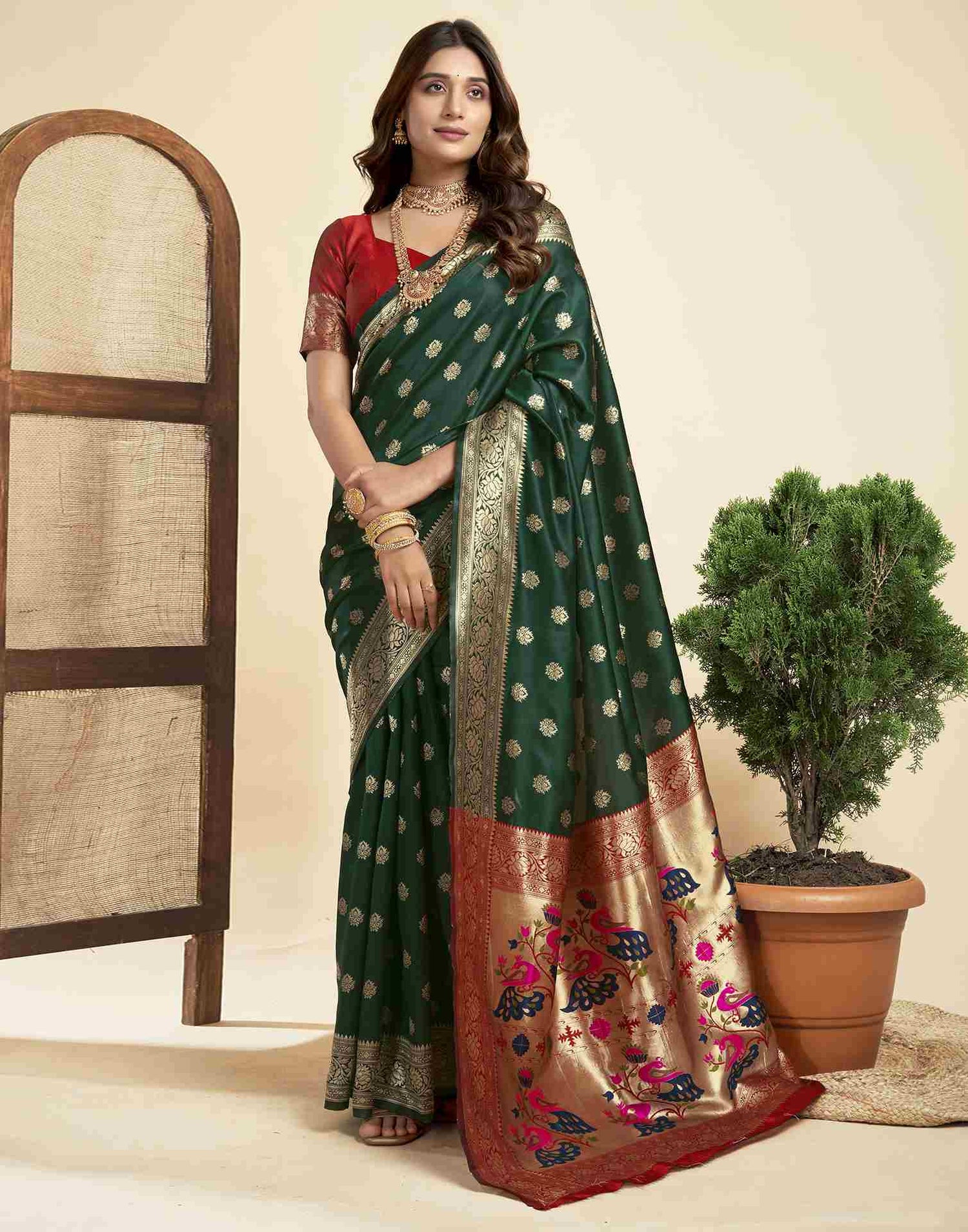 Dark Green Silk Woven Paithani Saree