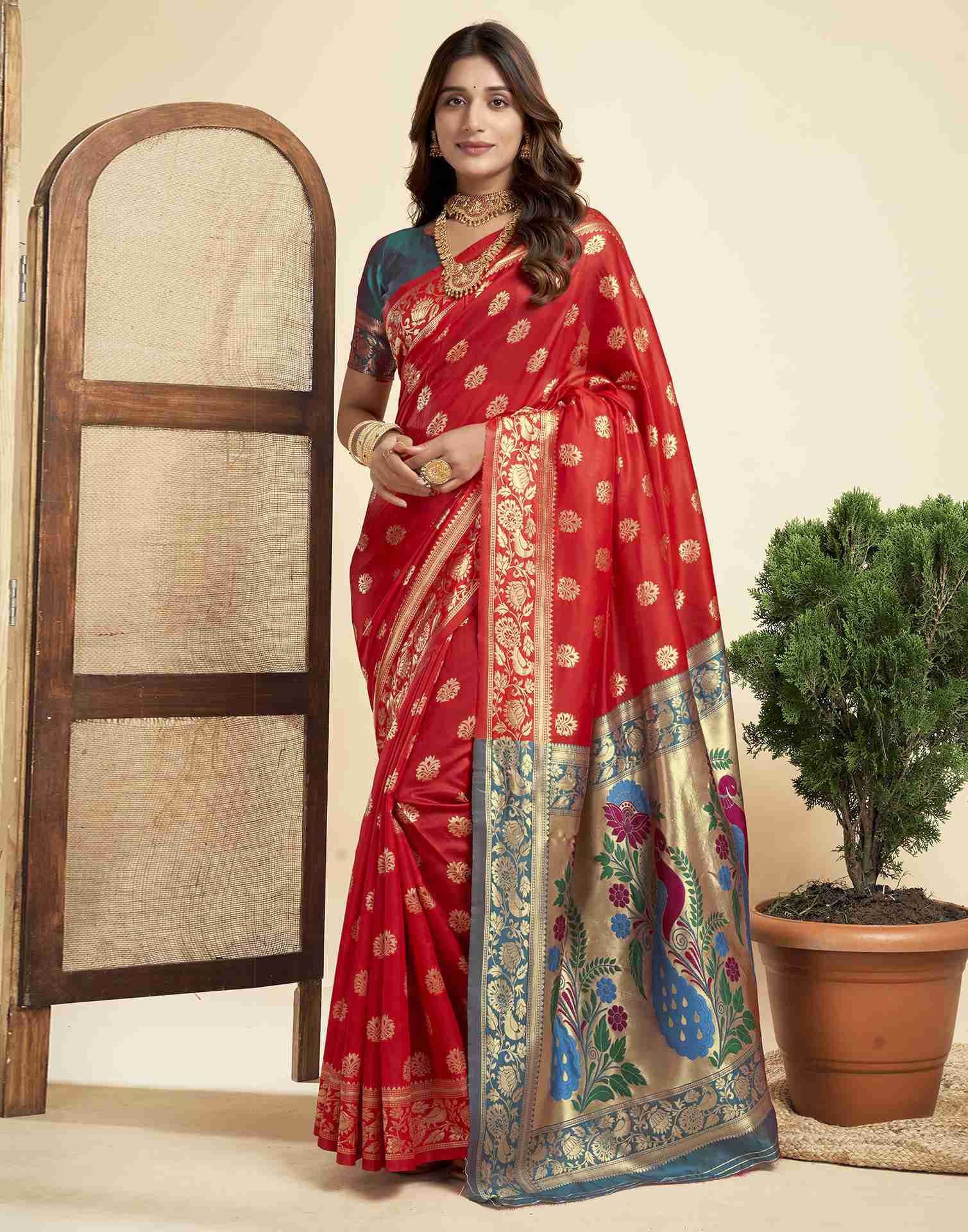 Red Silk Woven Paithani Saree