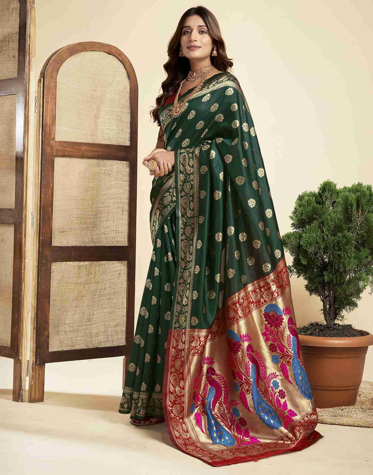 Dark Green Silk Woven Paithani Saree