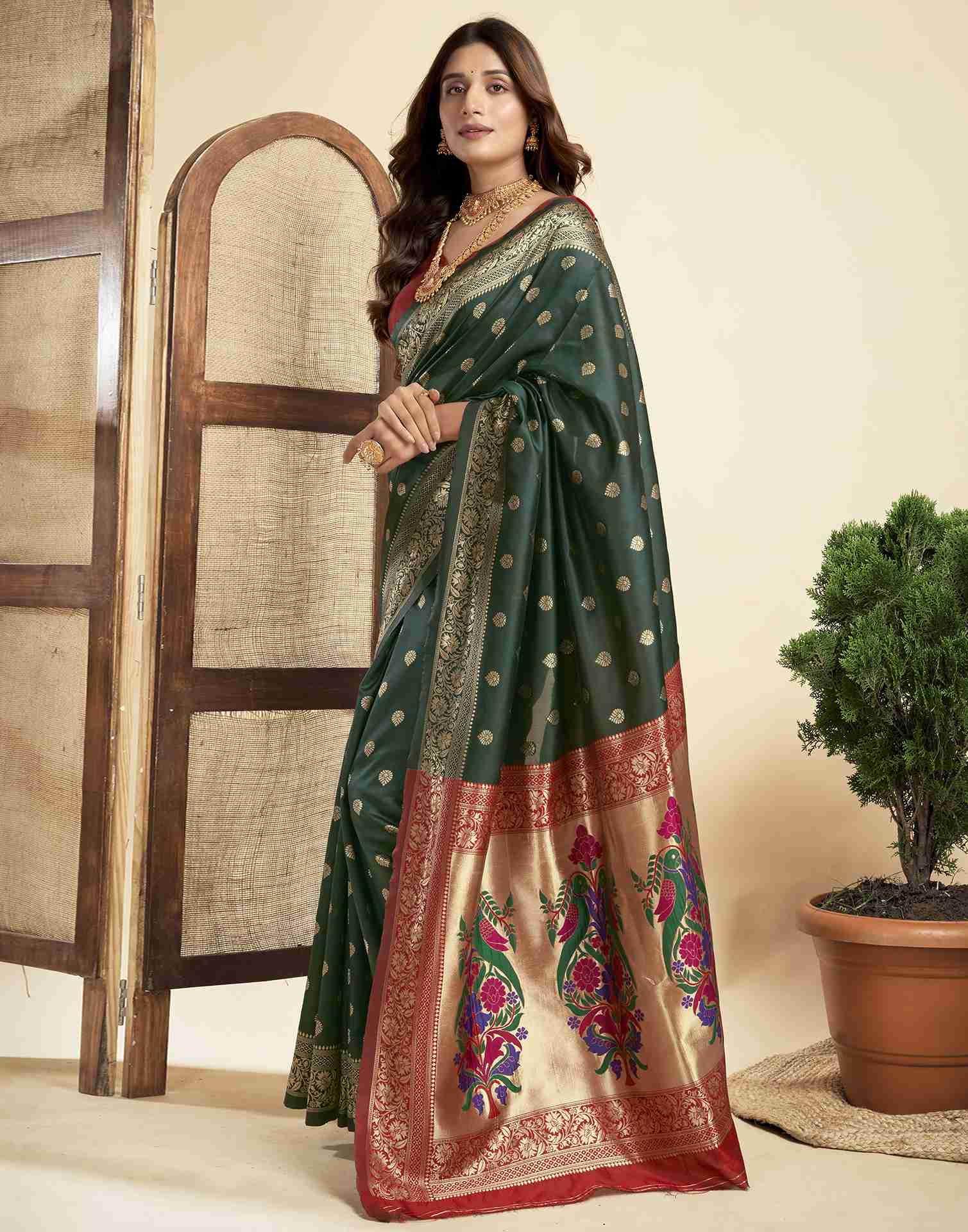 Dark Green Silk Woven Paithani Saree