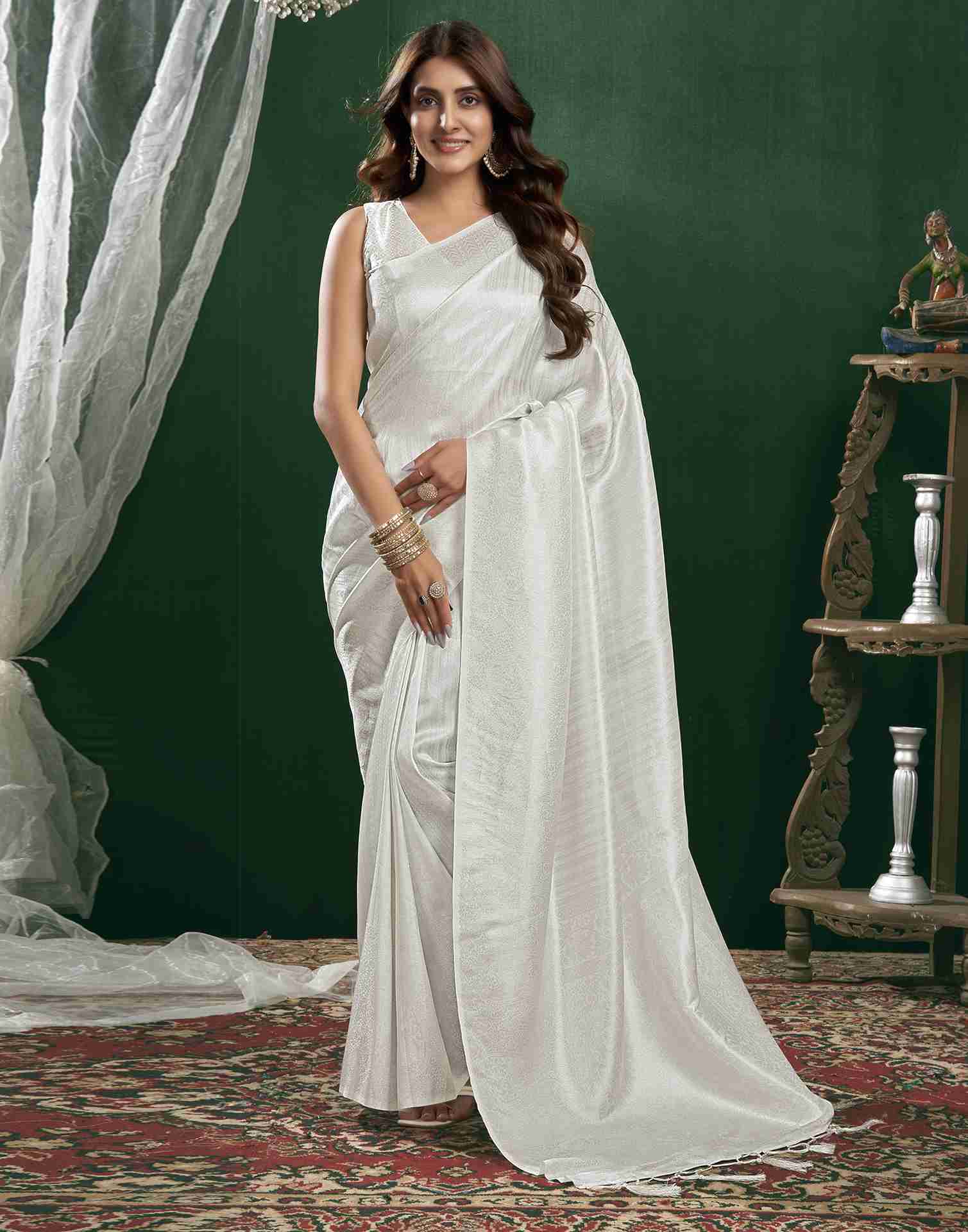 White Silk Woven Kanjivaram Saree