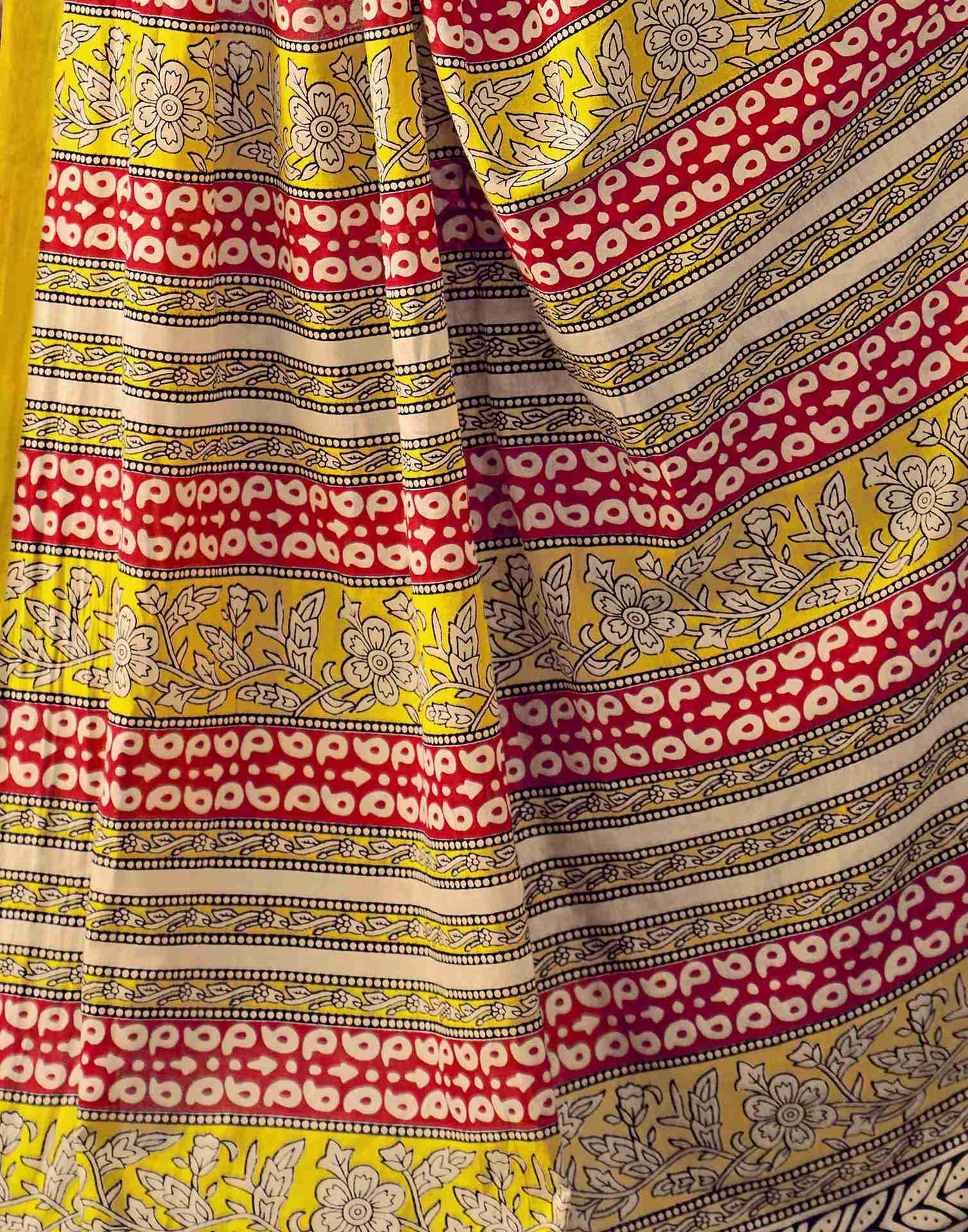 Off White Cotton Printed Saree